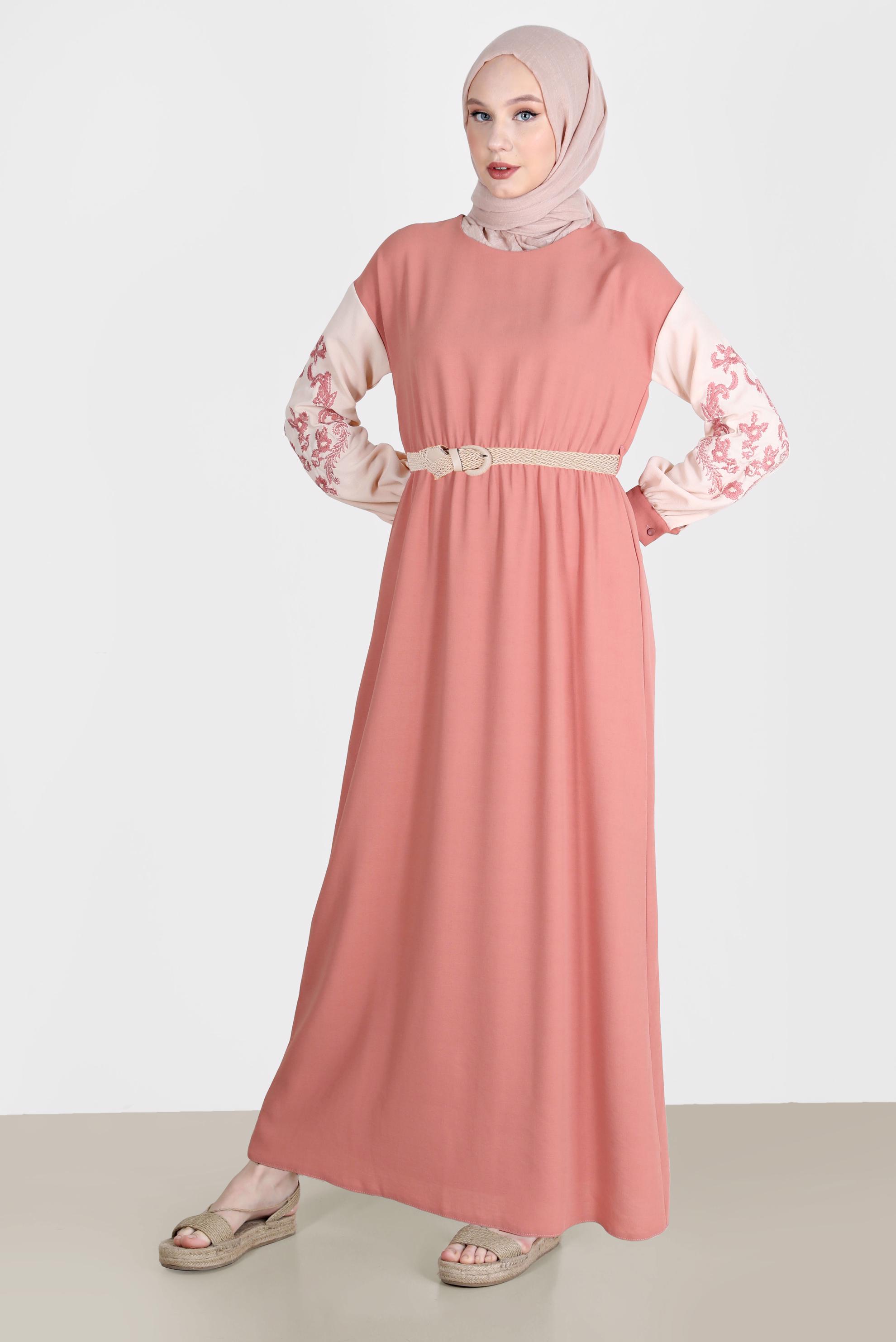 Tesettür giyim PUDRA KOLLARI NAKIŞLI ELBİSE 42623
