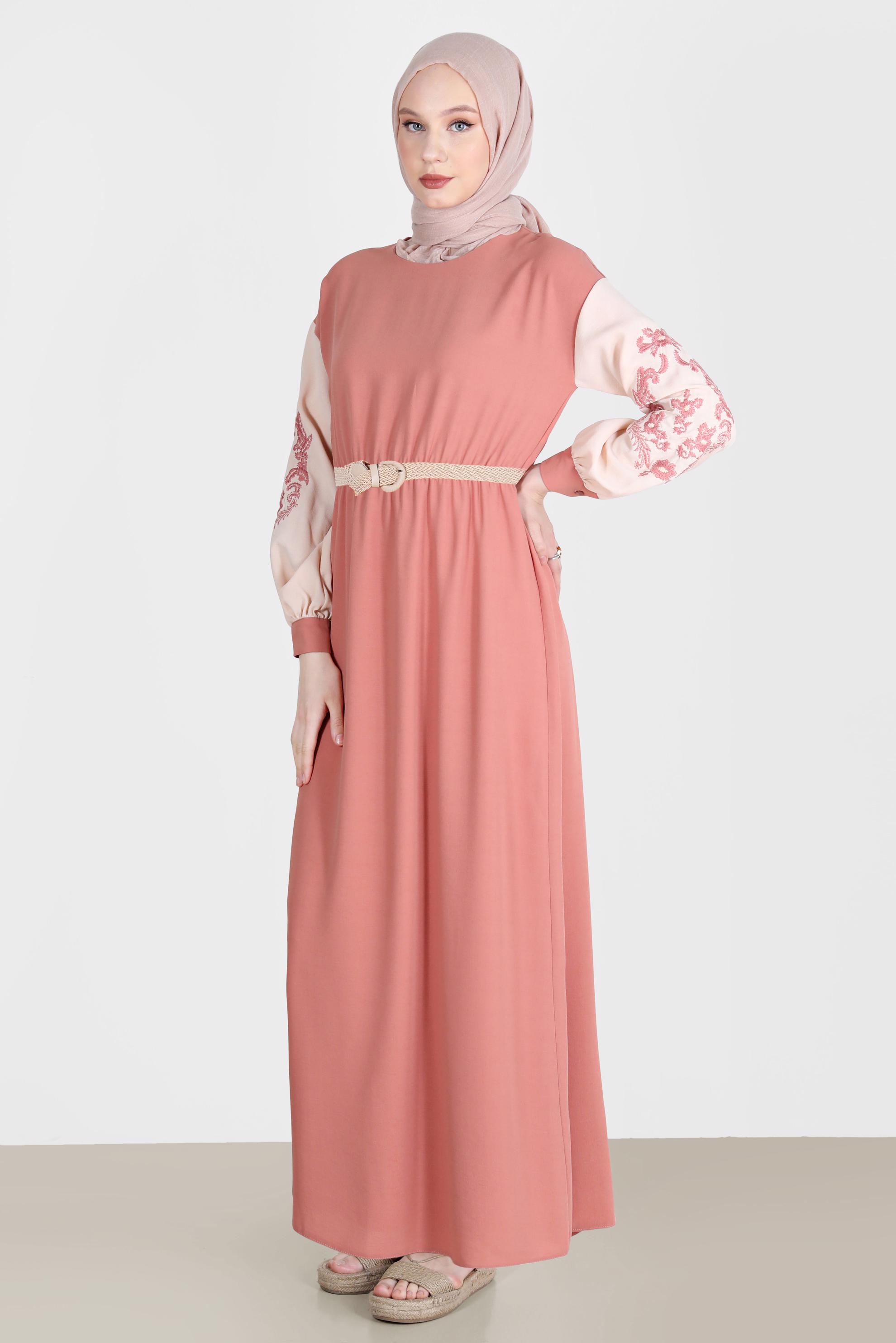 Tesettür giyim PUDRA KOLLARI NAKIŞLI ELBİSE 42623