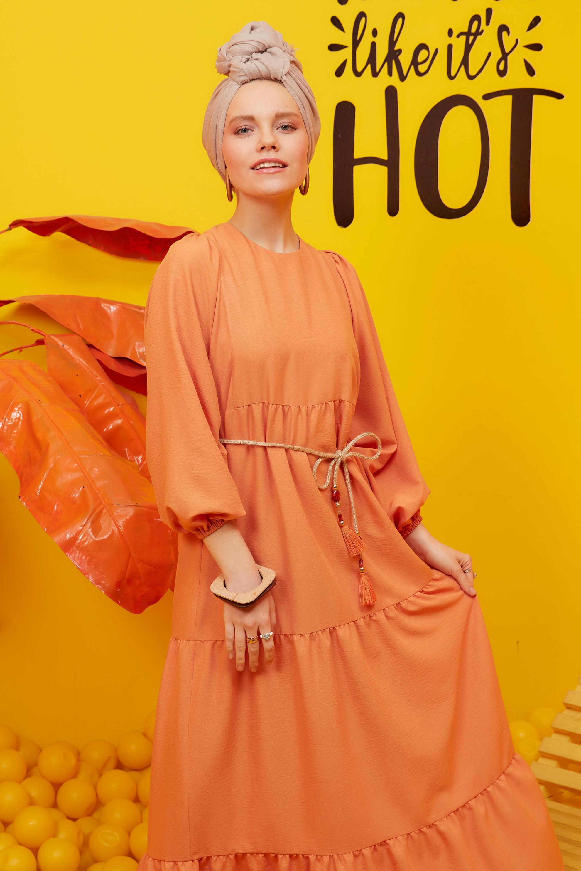 Tesettür giyim TURUNCU MANŞETLERİ LASTİKLİ ELBİSE 42632 