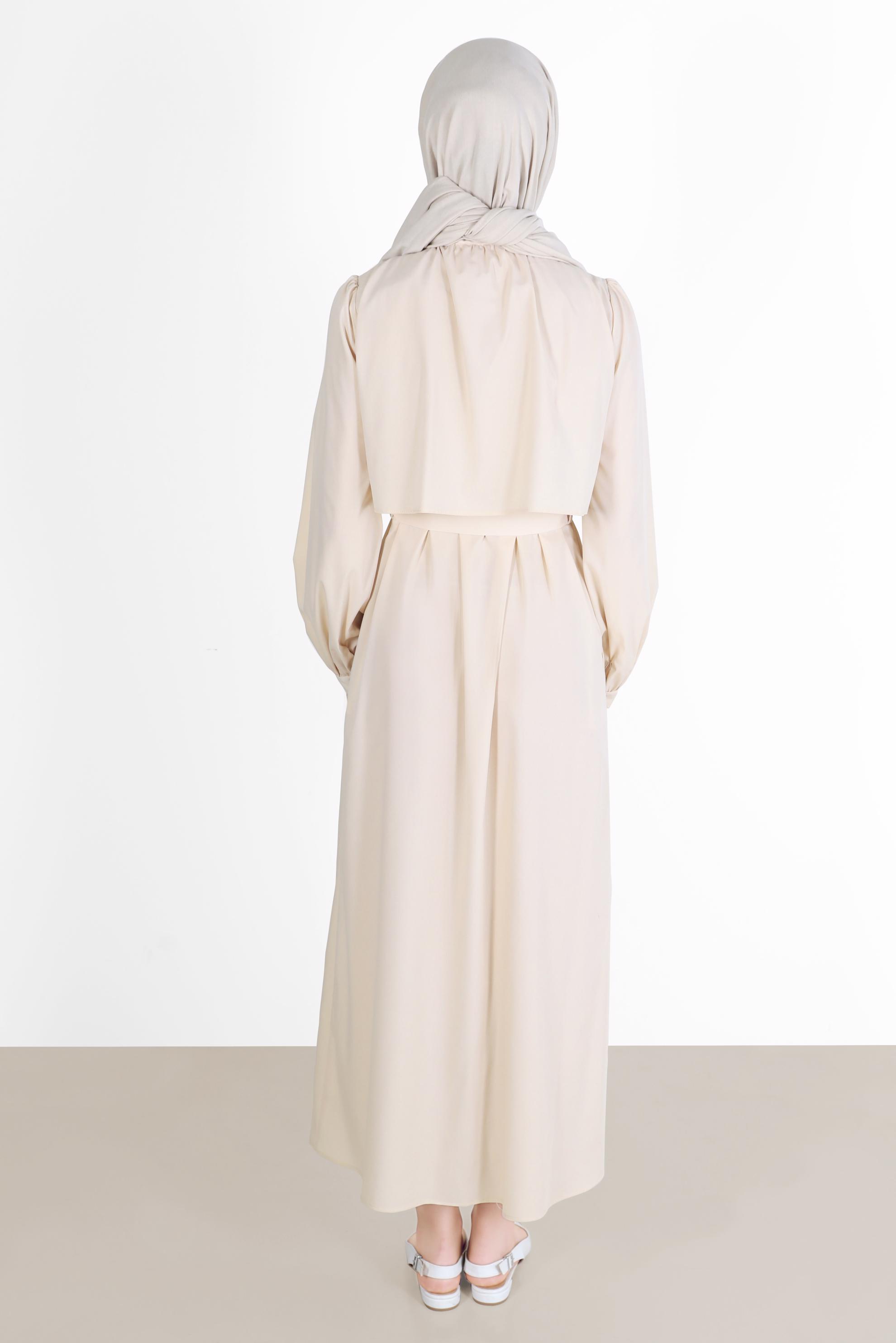 Tesettür giyim BEJ BOYDAN DÜĞMELİ KEMERLİ ELBİSE 42634 