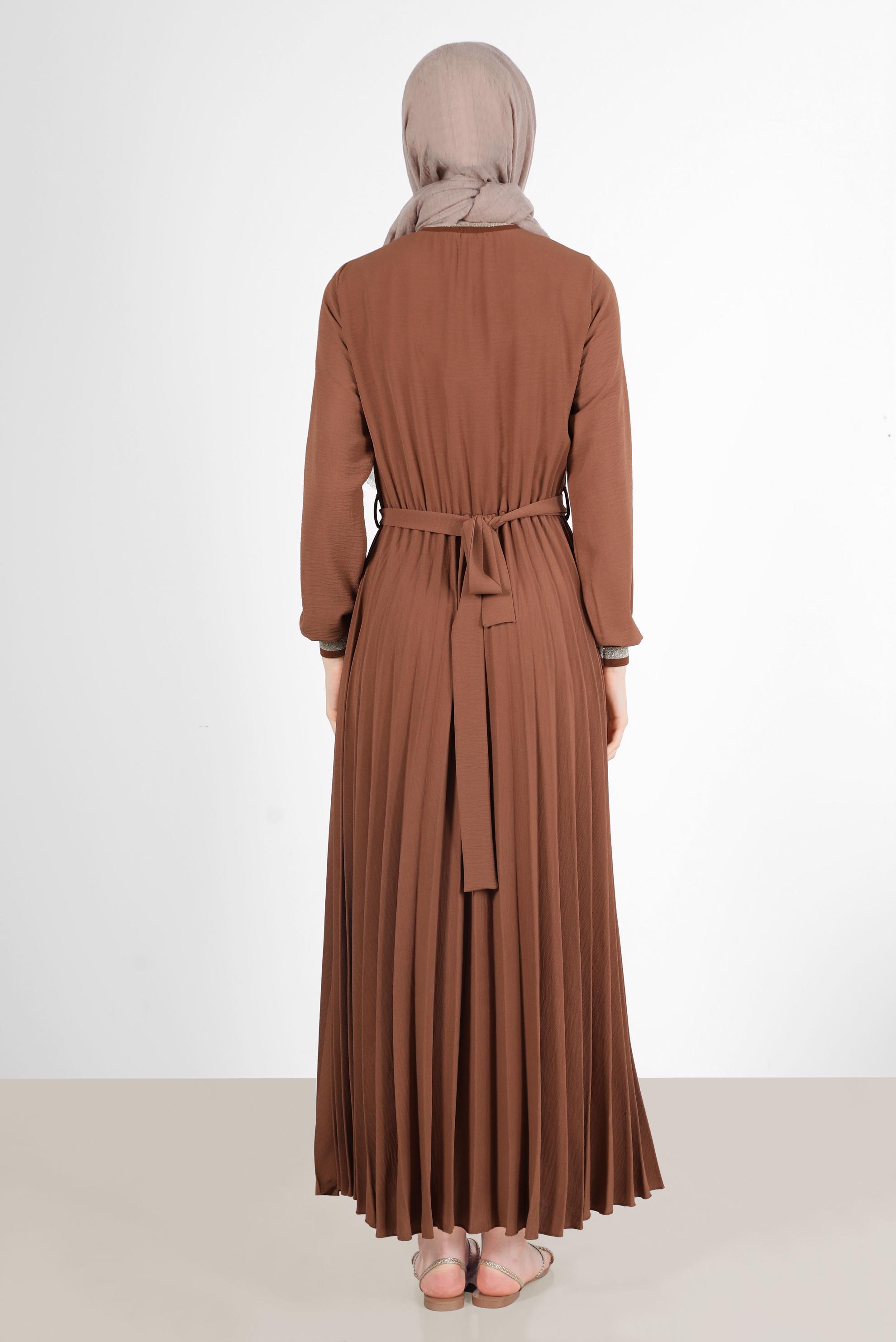 Tesettür giyim KAHVE ETEĞİ PİLELİ KUŞAKLI ELBİSE 42647 