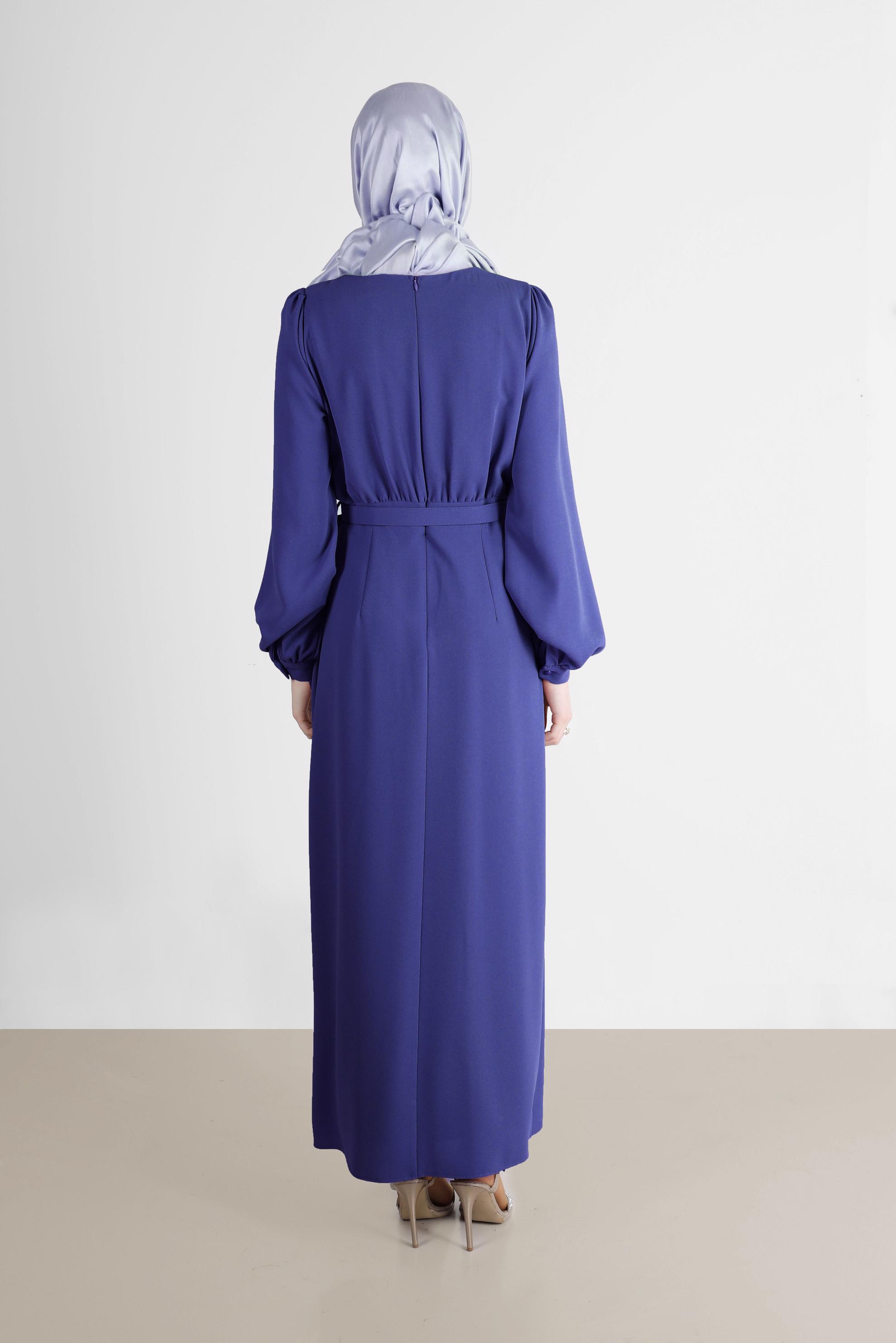 Tesettür giyim LACİVERT FİYONK DETAYLI KEMERLİ ELBİSE 42649 