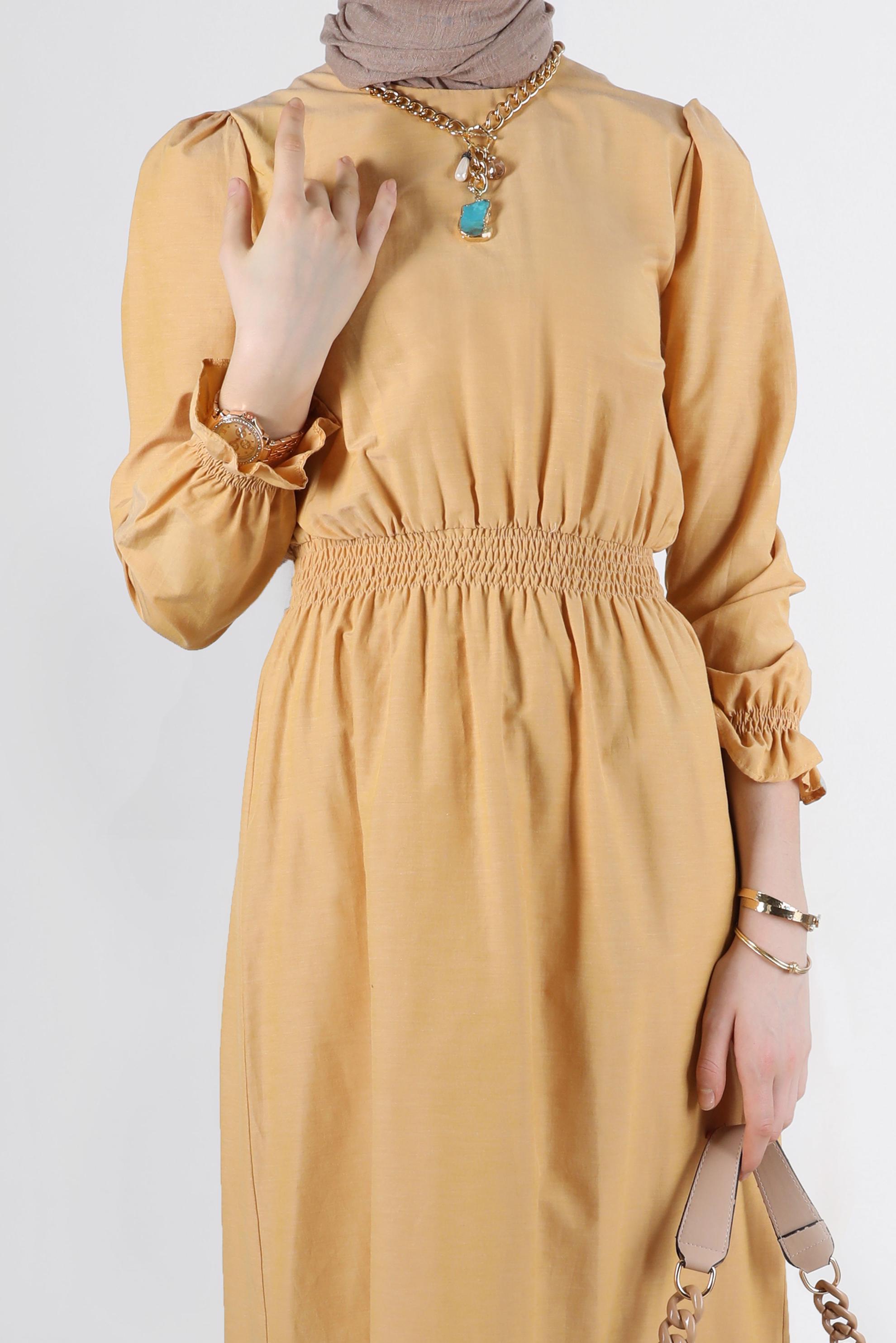 Tesettür giyim SARI BELİ VE MANŞETLERİ BÜZGÜLÜ PAMUKLU ELBİSE 42693 