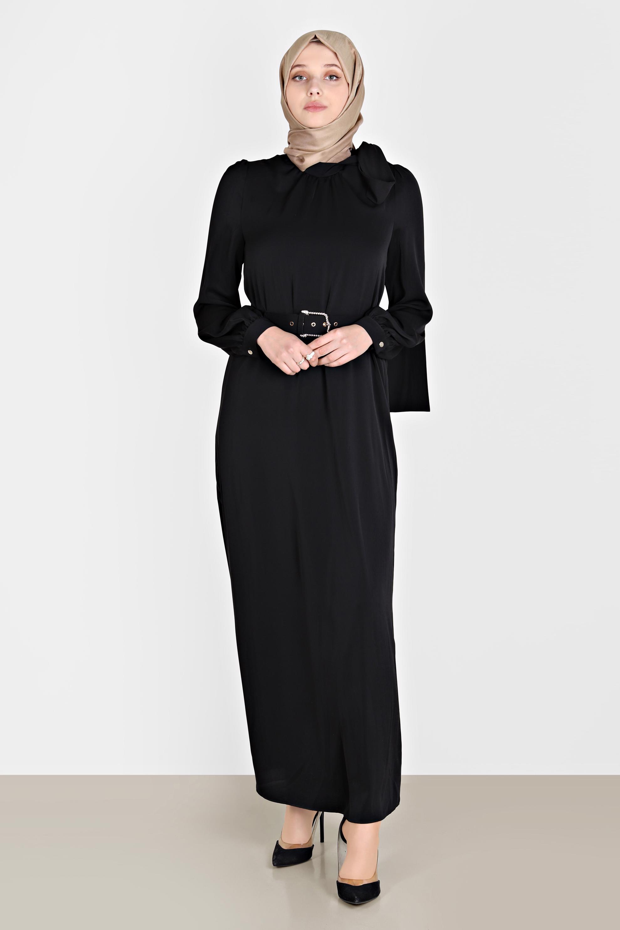 Tesettür giyim SİYAH KEMERLİ BAĞLAMA DETAYLI ELBİSE 42699	