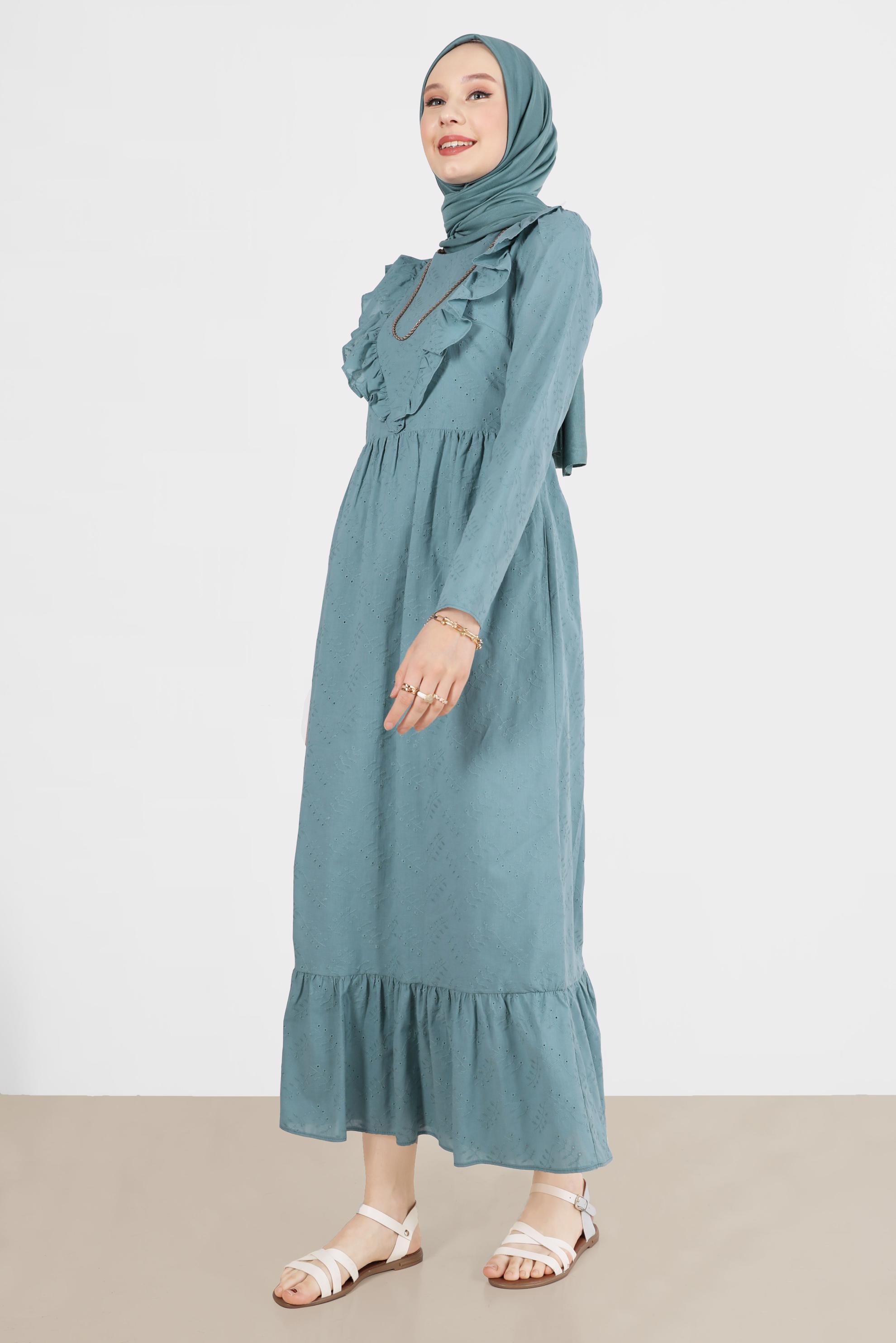 Tesettür giyim MAVİ FIRFIR DETAYLI FİSTOLU PAMUKLU ELBİSE 42708 