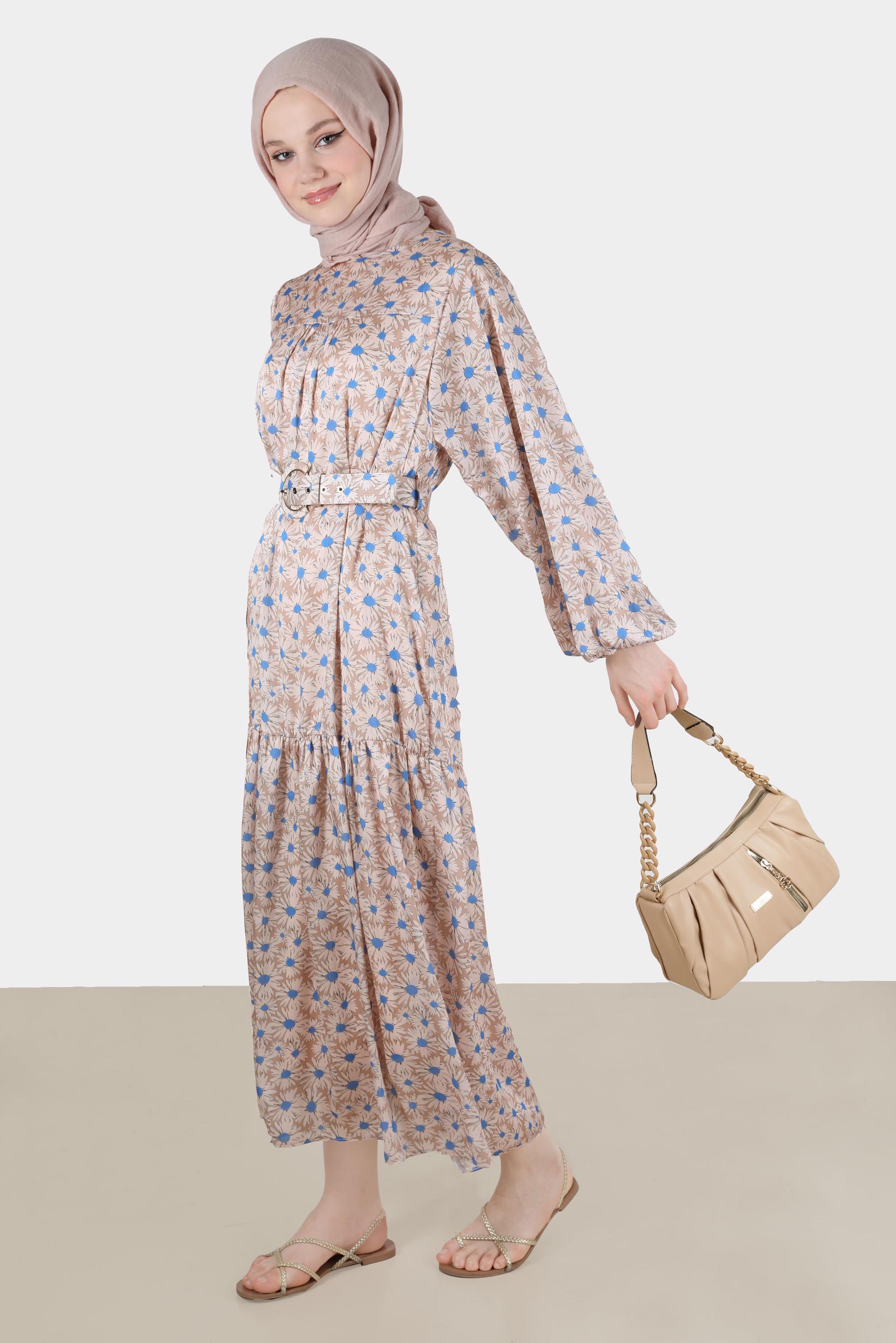Tesettür giyim BEJ ÇİÇEK DESENLİ ROBALI SATEN ELBİSE 42731 