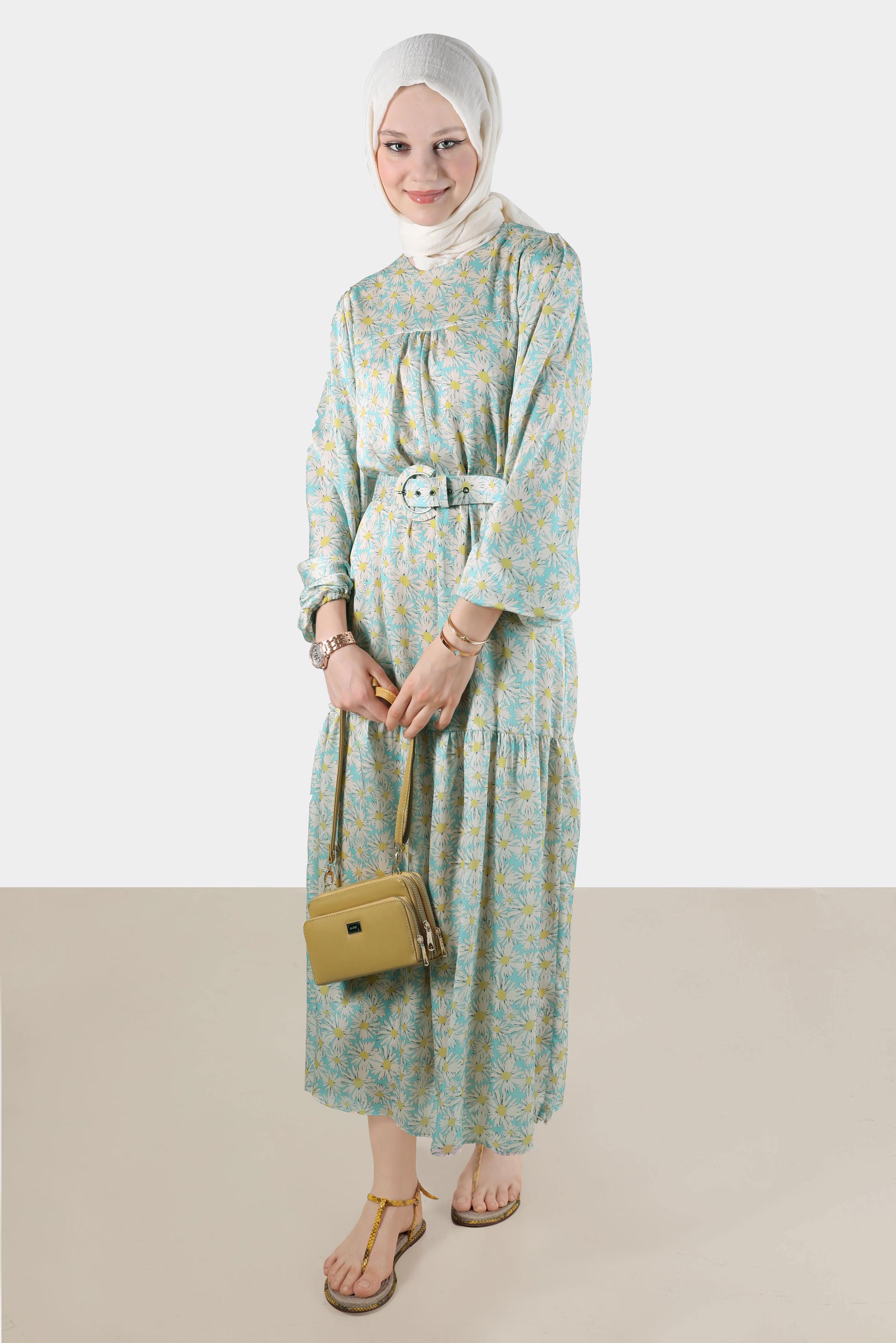 Tesettür giyim MAVİ ÇİÇEK DESENLİ ROBALI SATEN ELBİSE 42731 