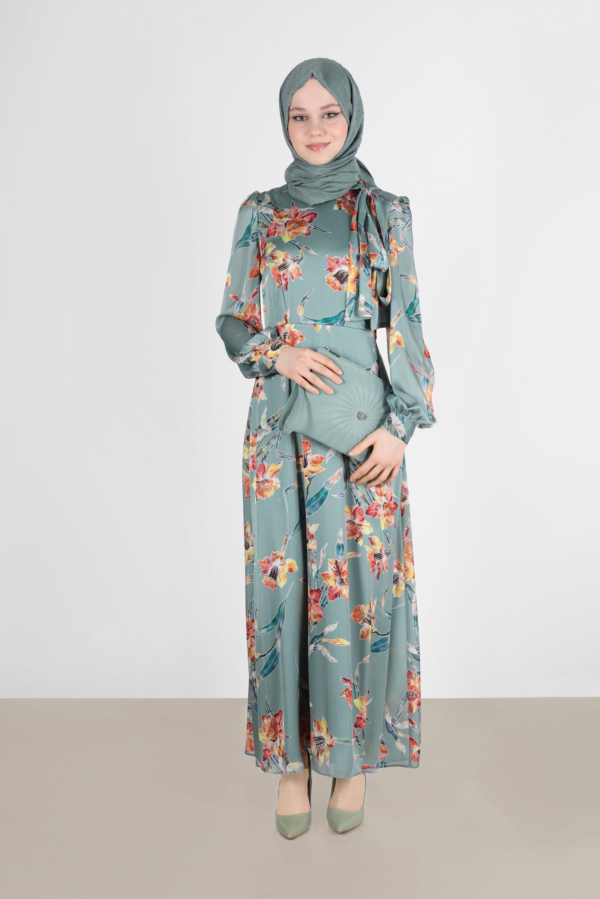 Tesettür giyim MAVİ BAĞLAMA DETAYLI ÇİÇEK DESENLİ ELBİSE 42733 