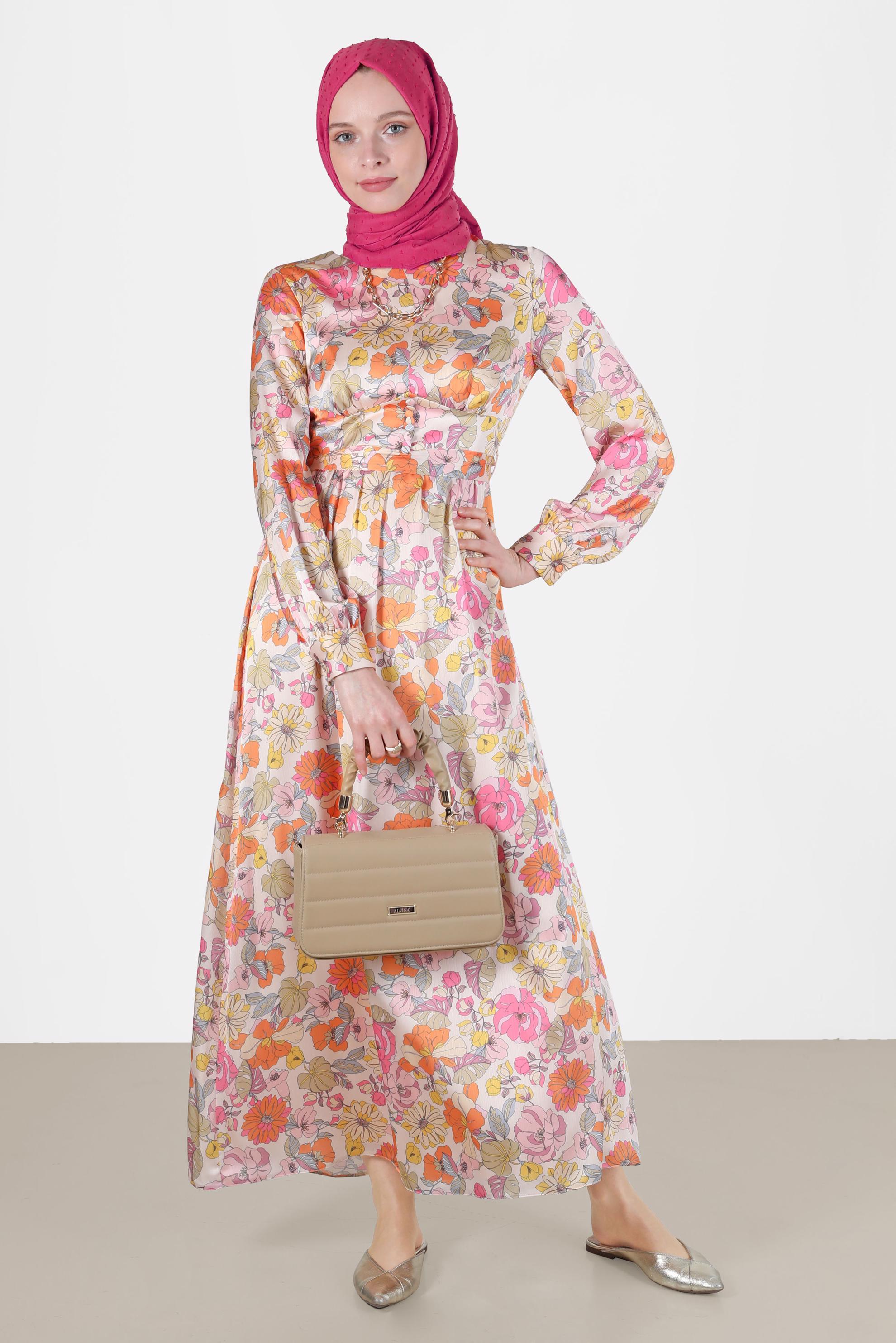 Tesettür giyim PUDRA ÇİÇEK DESENLİ KUŞAKLI ELBİSE 42778 