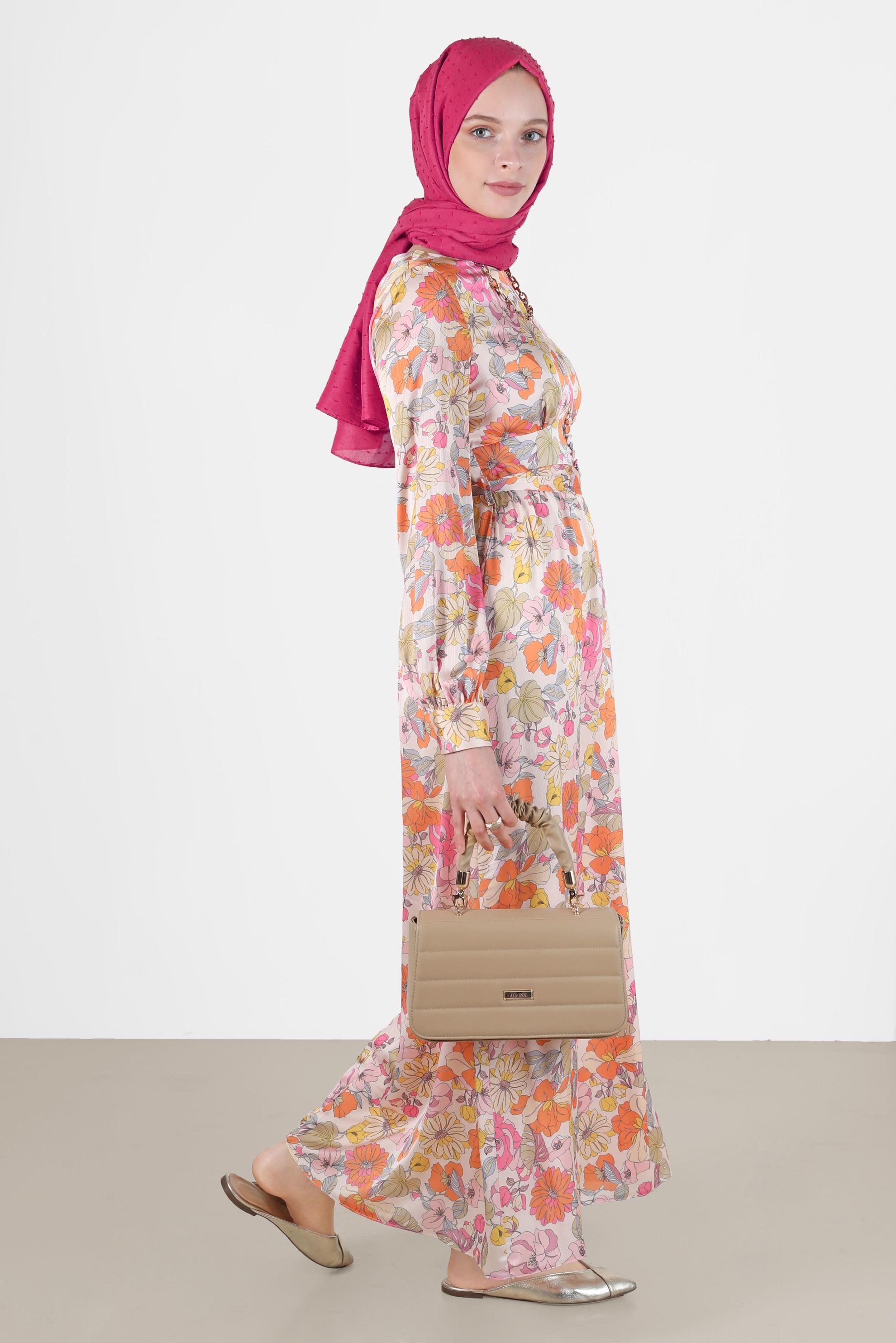 Tesettür giyim PUDRA ÇİÇEK DESENLİ KUŞAKLI ELBİSE 42778 