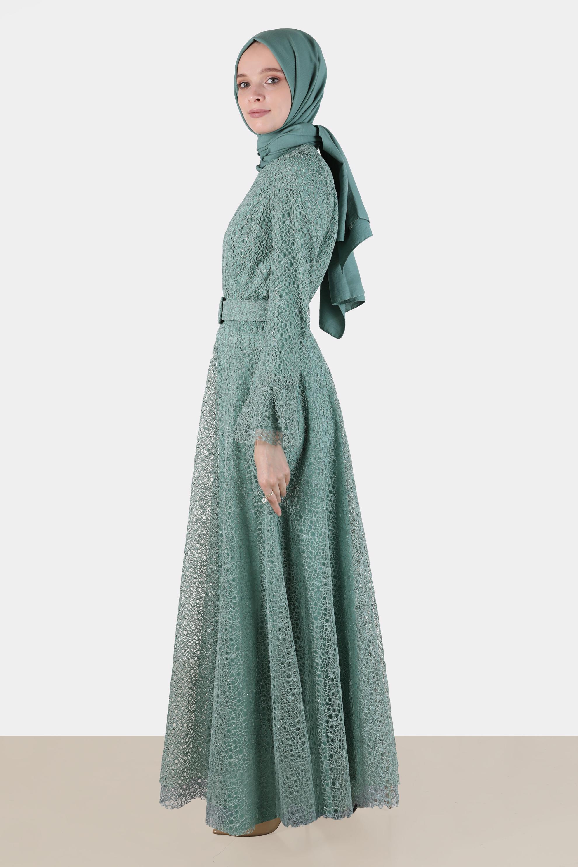 Tesettür giyim YEŞİL KEMERLİ DANTEL ELBİSE 42832 