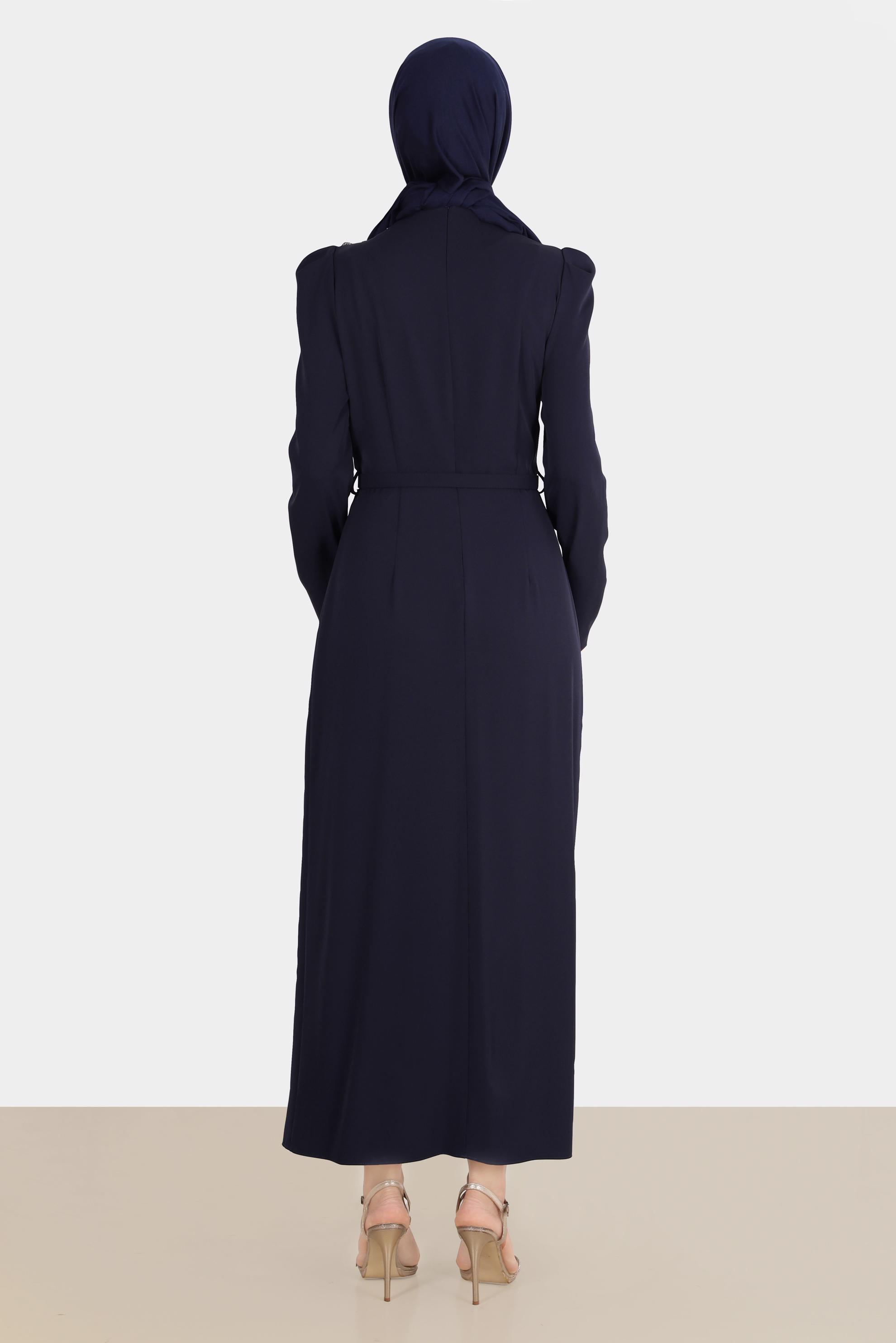 Tesettür giyim LACİVERT OMZU TAŞLI BÜZGÜLÜ ELBİSE 42846 