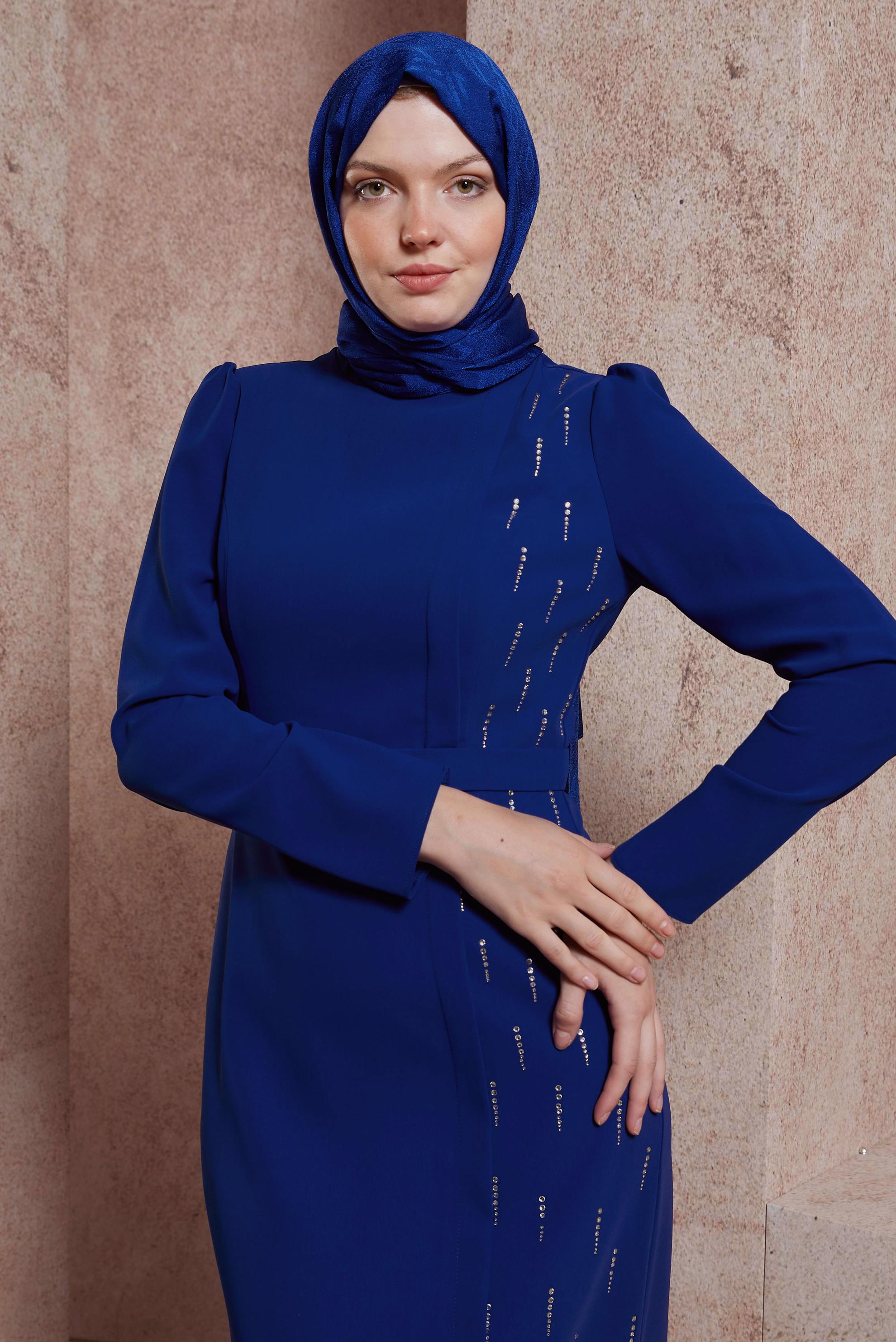 Tesettür giyim MAVİ TAŞ BASKILI ELBİSE 42886