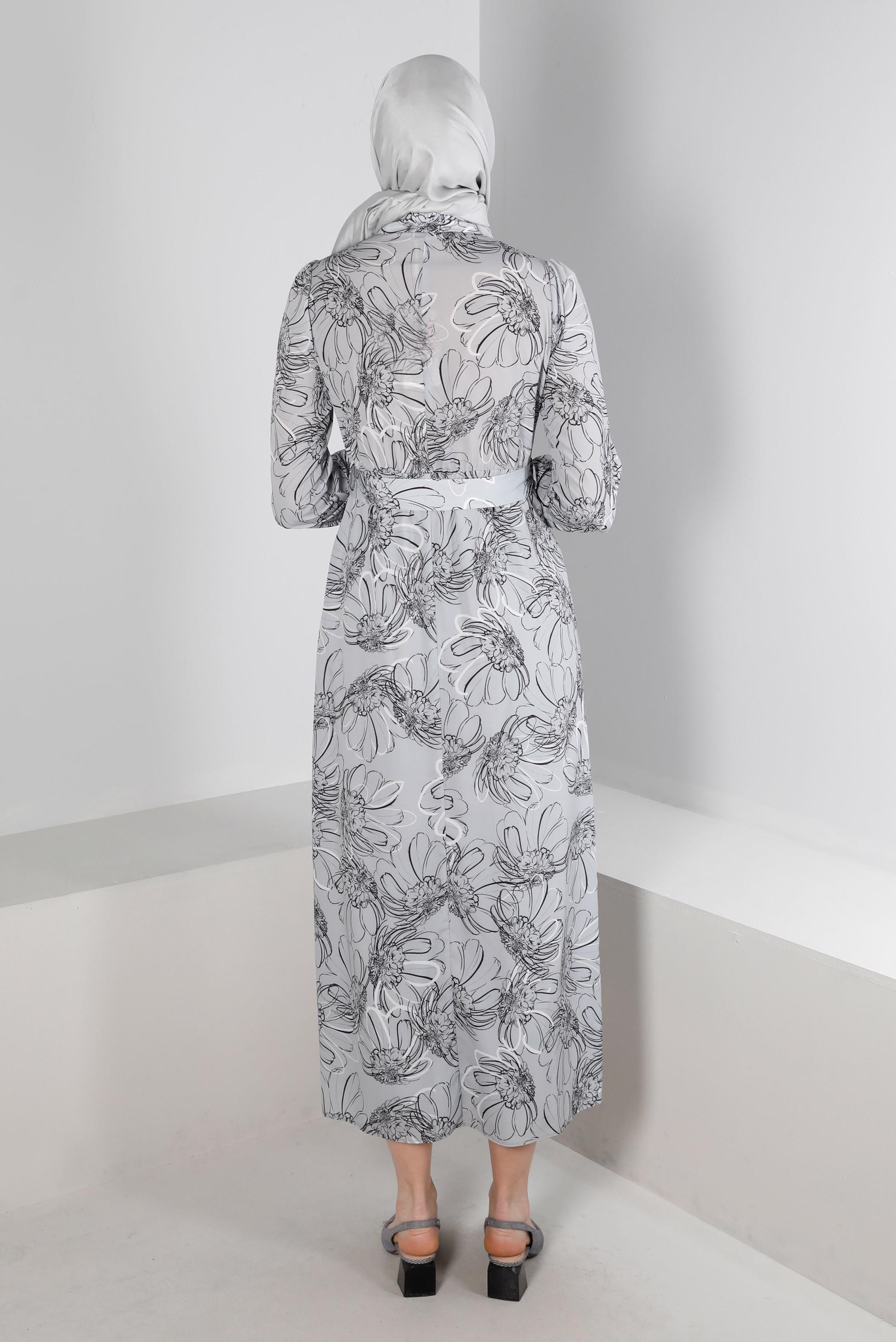 Tesettür giyim GRİ ÇİÇEK DESENLİ MANŞETLERİ BAĞLAMALI KREP ELBİSE 42890