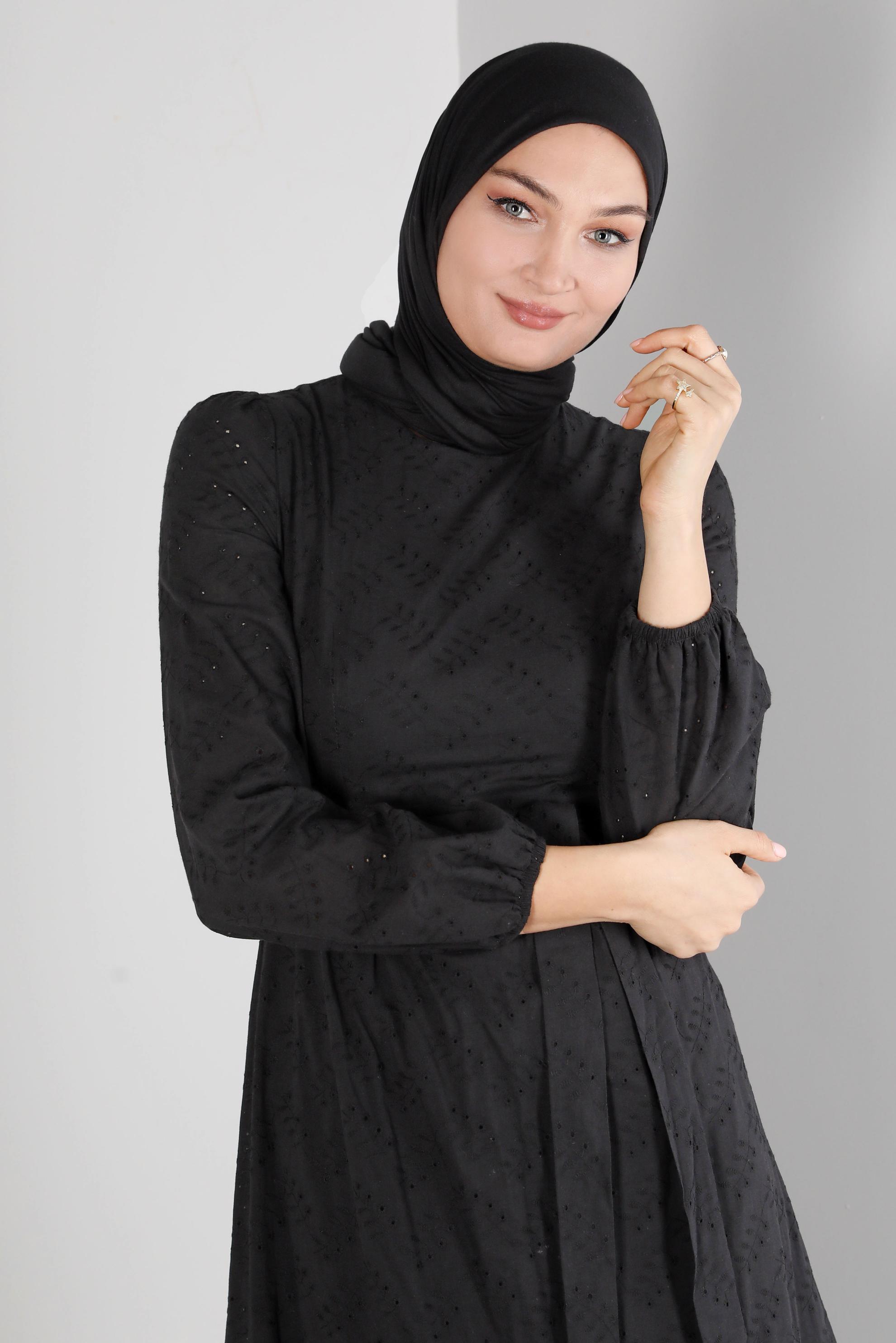 Tesettür giyim SİYAH FİSTOLU PAMUKLU ELBİSE 42930 