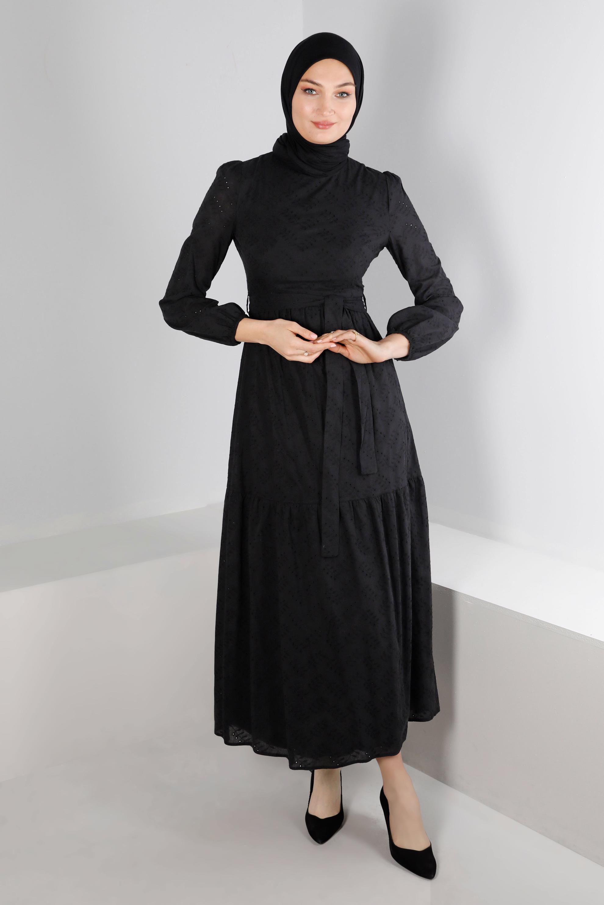 Tesettür giyim SİYAH FİSTOLU PAMUKLU ELBİSE 42930 