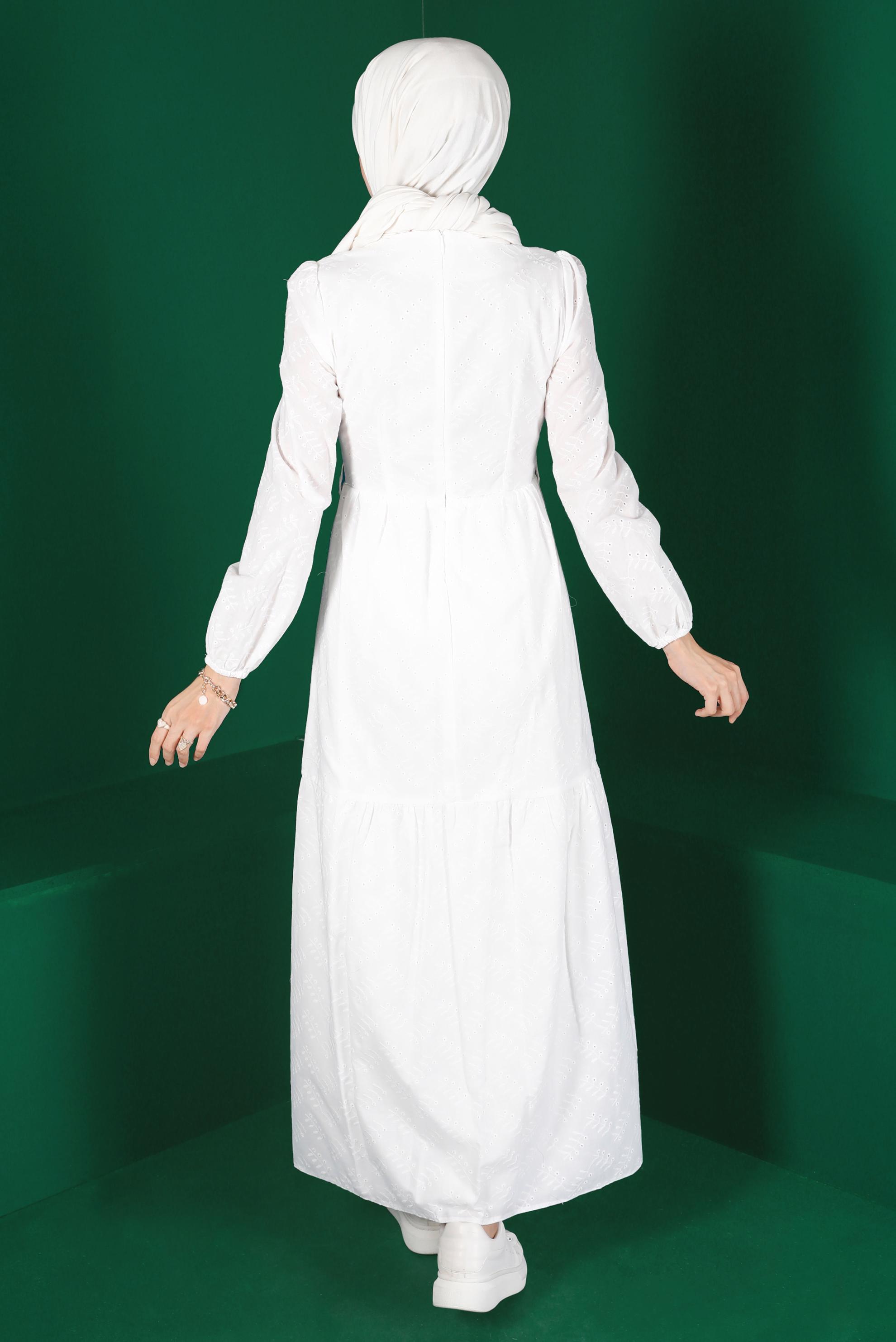 Tesettür giyim BEYAZ FİSTOLU PAMUKLU ELBİSE 42930 