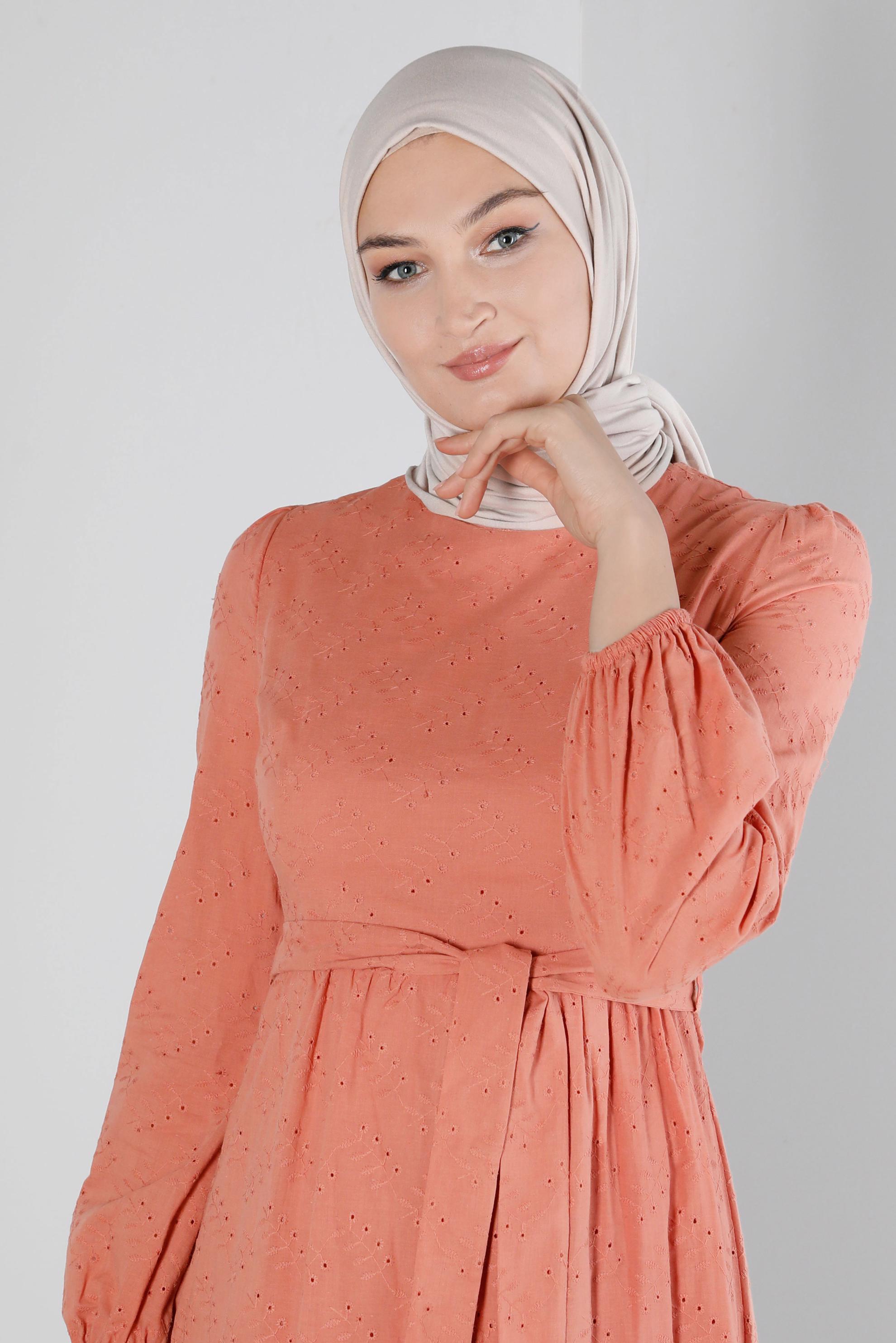 Tesettür giyim PEMBE FİSTOLU PAMUKLU ELBİSE 42930 