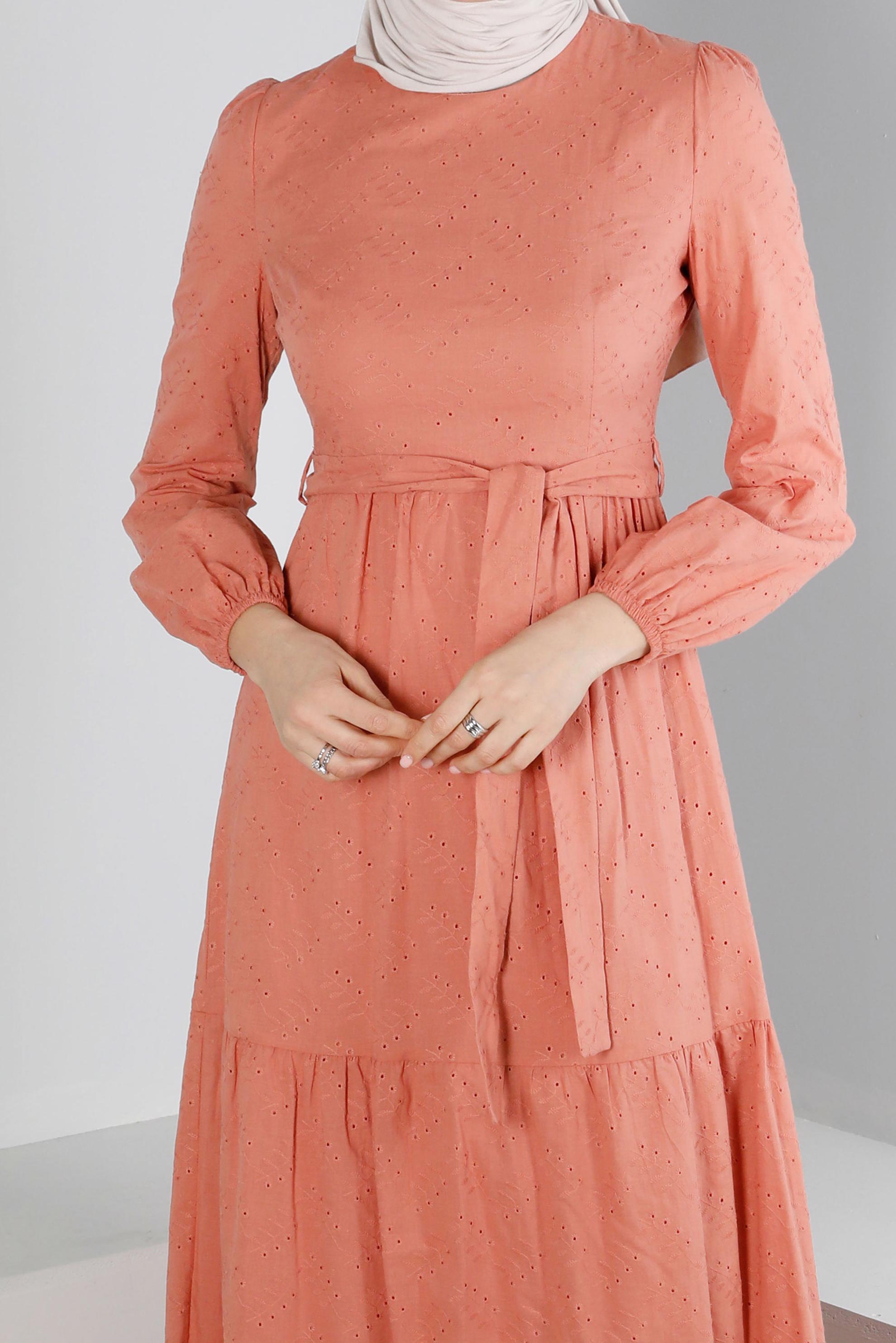 Tesettür giyim PEMBE FİSTOLU PAMUKLU ELBİSE 42930 