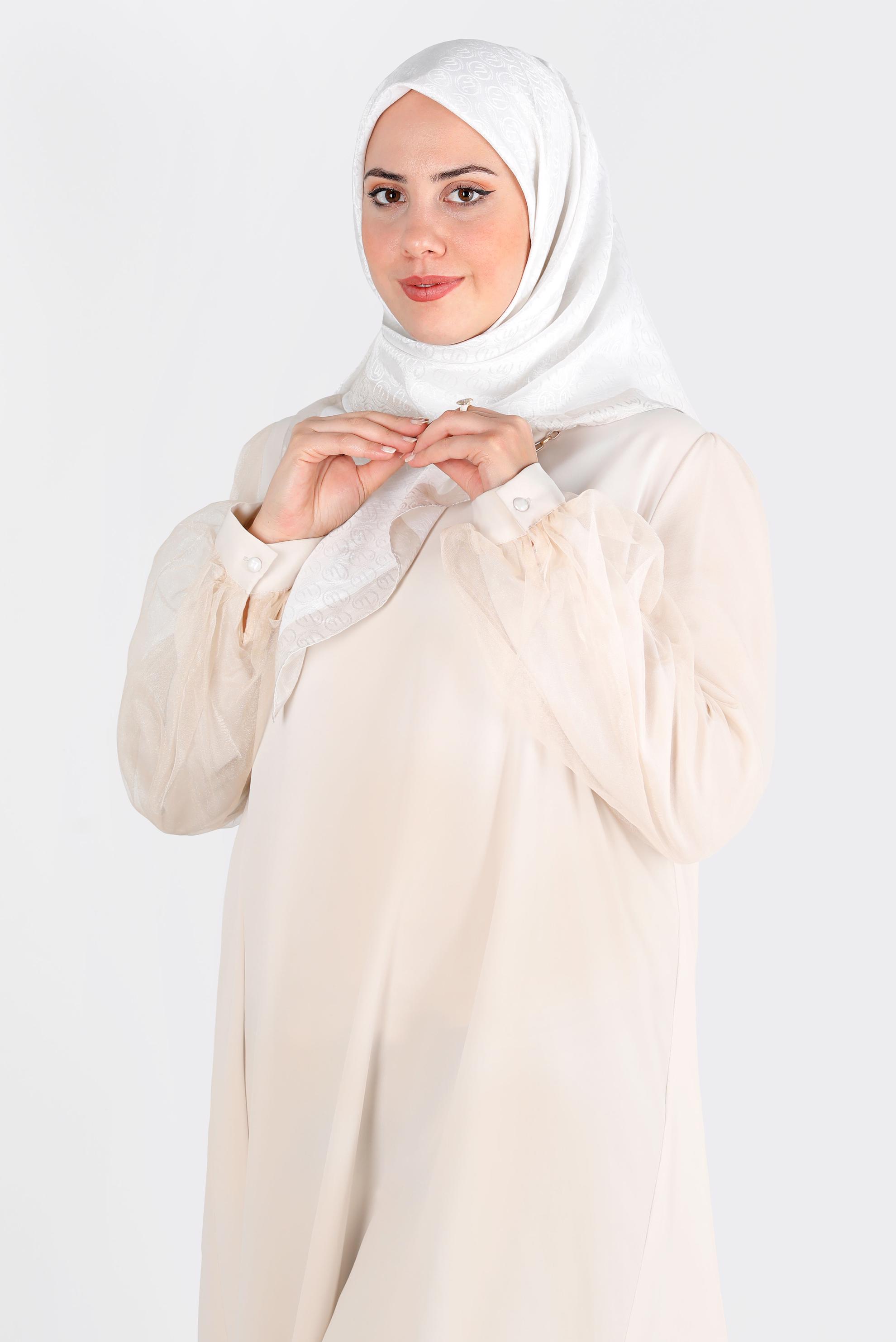Tesettür giyim BEJ  ALVİNA MONOGRAM EŞARP 8142