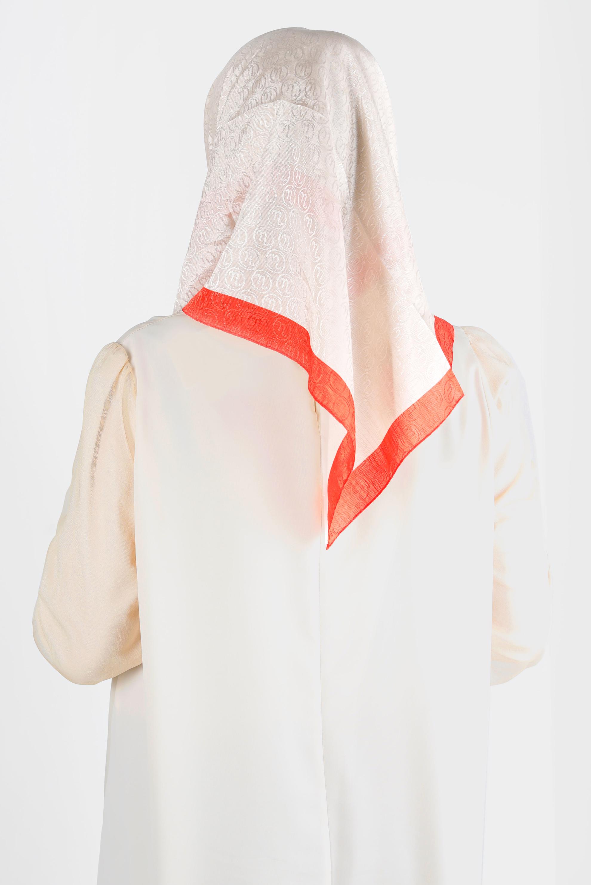 Tesettür giyim BEJ  ALVİNA MONOGRAM EŞARP 8142