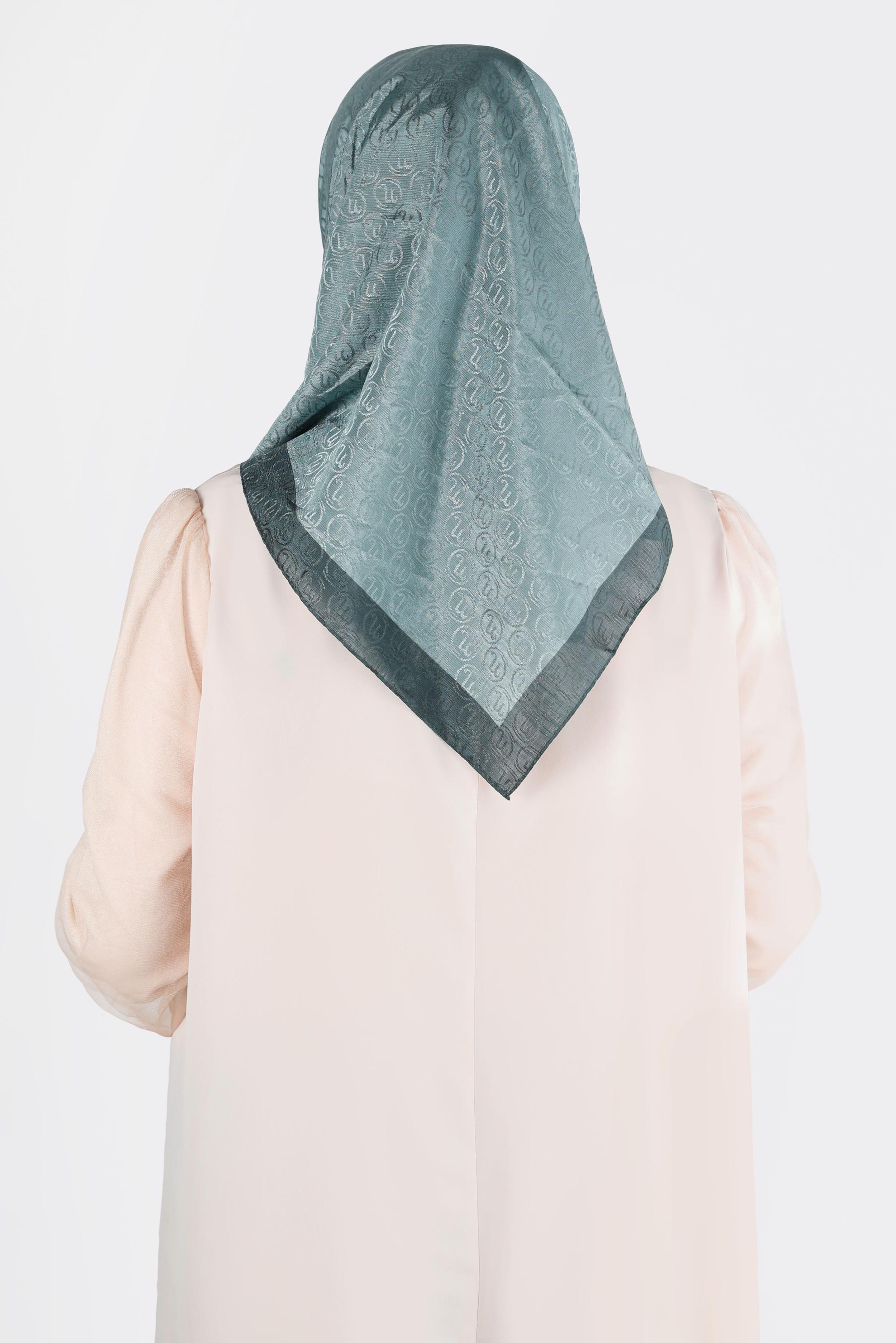 Tesettür giyim YEŞİL  ALVİNA MONOGRAM EŞARP 8142