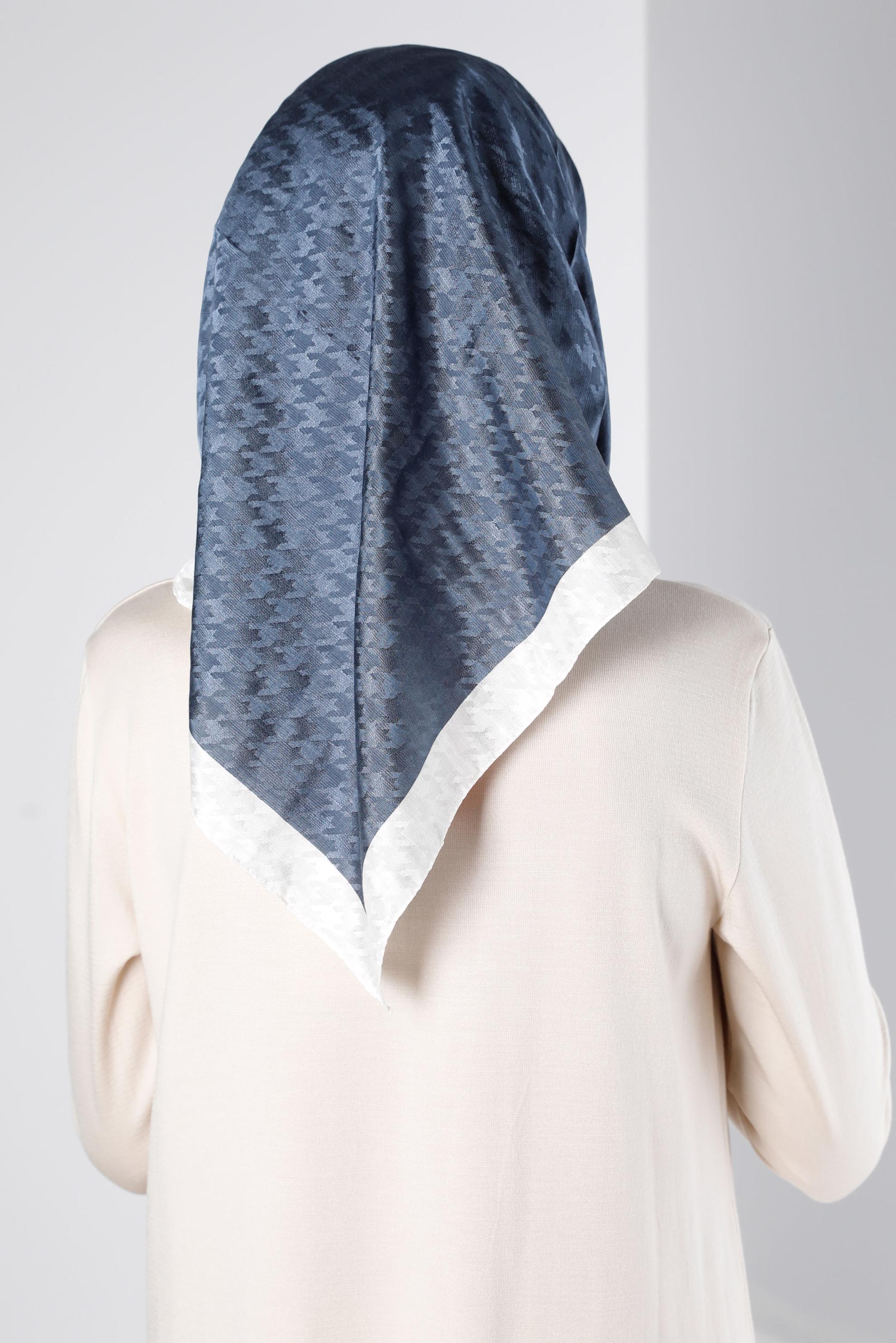 Tesettür giyim MAVİ ALVINA KAZAYAĞI EŞARP 8144