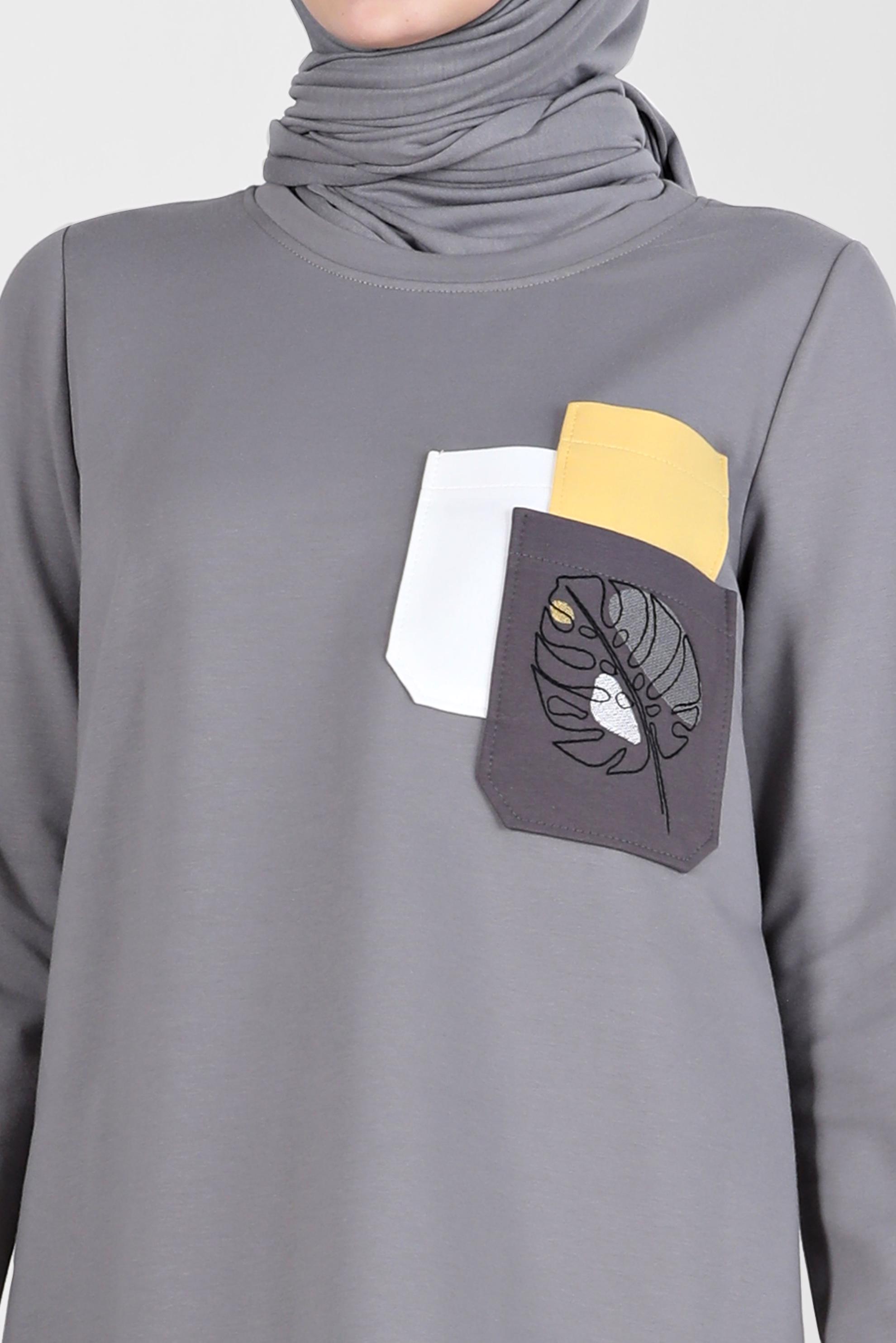 Tesettür giyim GRİ BASKI DETAYLI EŞOFMAN TUNİK 42275 