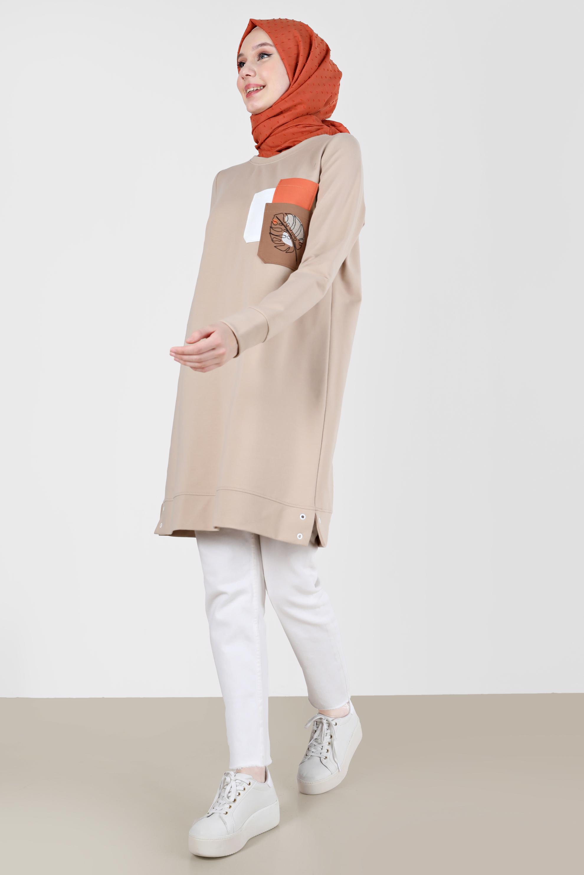 Tesettür giyim BEJ BASKI DETAYLI EŞOFMAN TUNİK 42275 