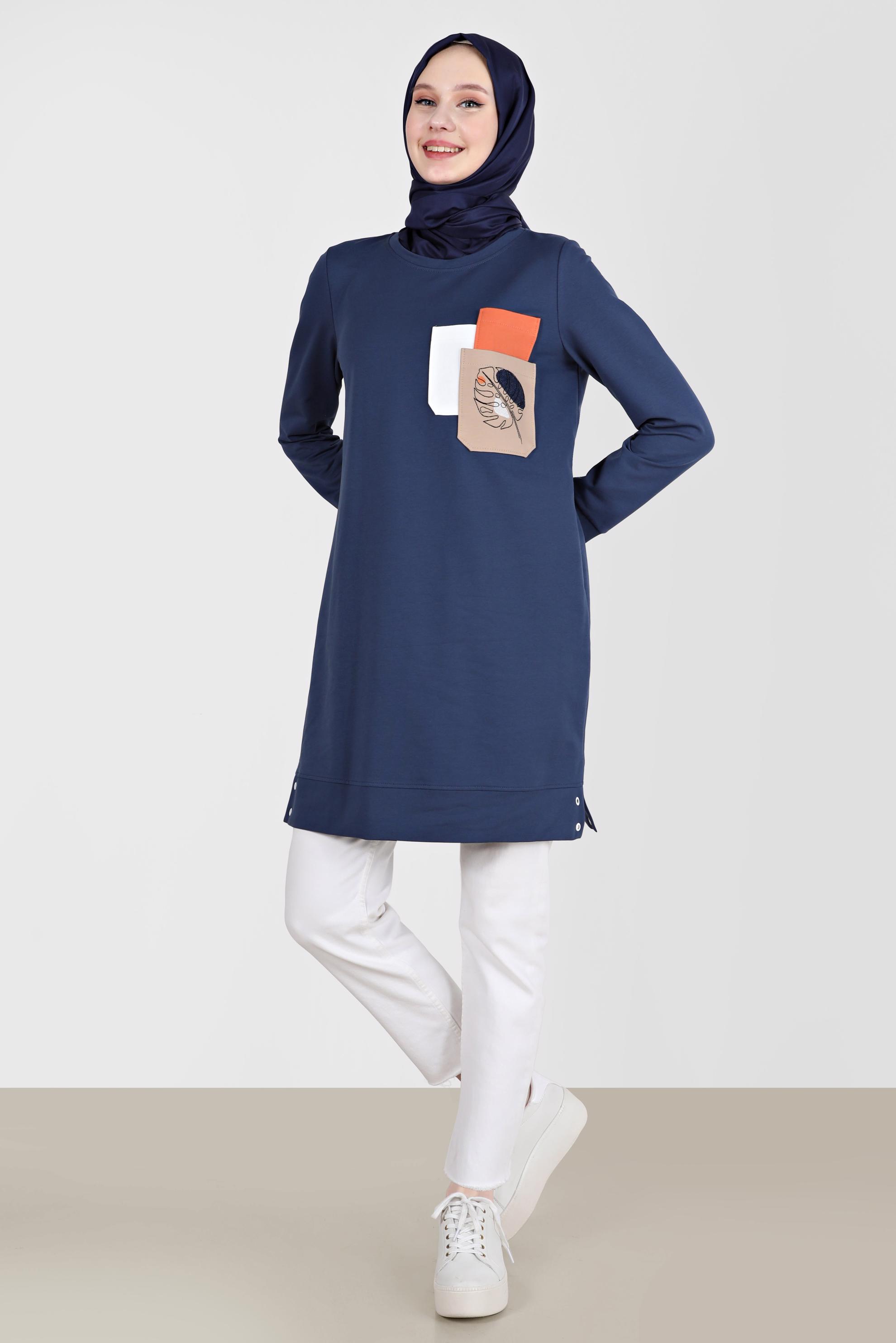 Tesettür giyim LACİVERT BASKI DETAYLI EŞOFMAN TUNİK 42275 