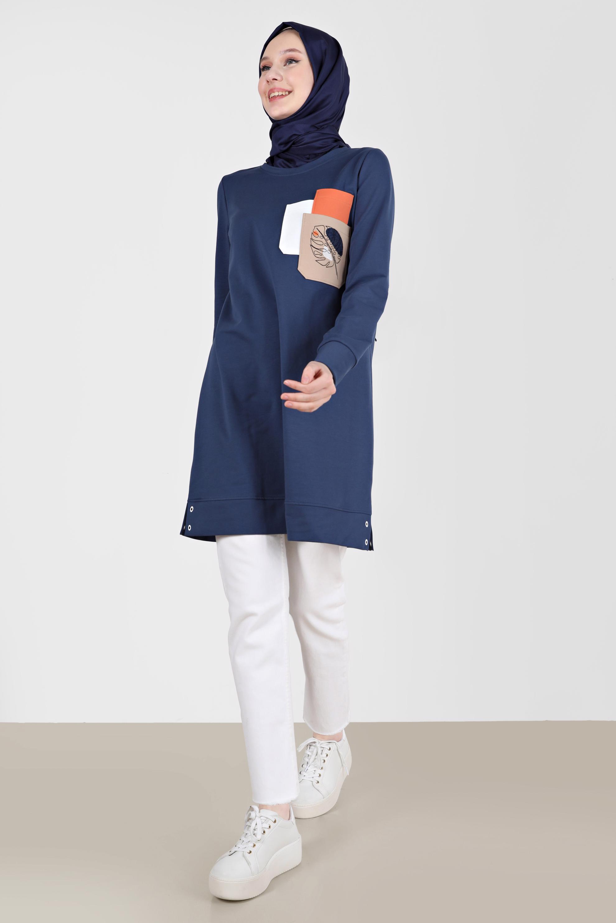 Tesettür giyim LACİVERT BASKI DETAYLI EŞOFMAN TUNİK 42275 