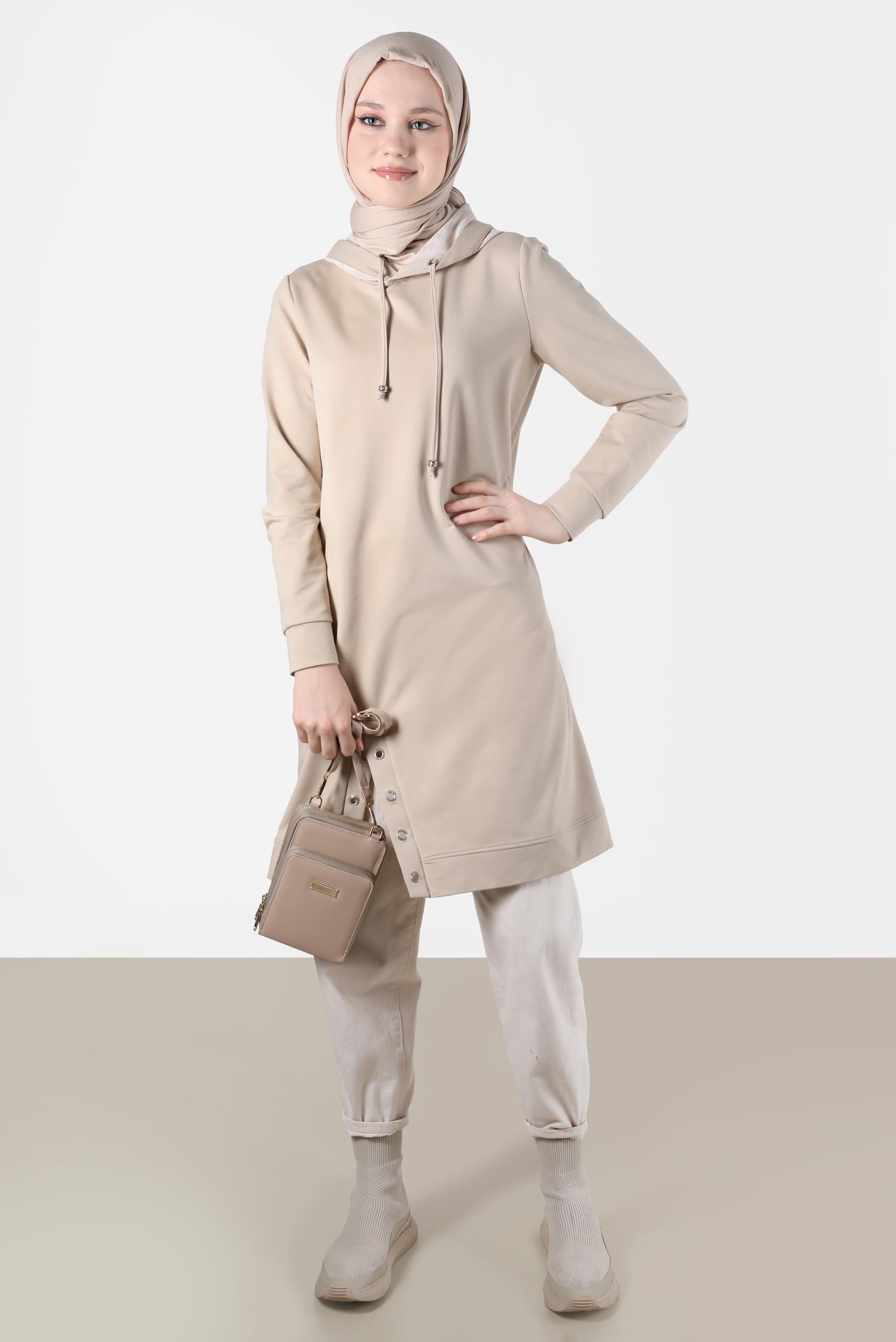 Tesettür giyim BEJ KUŞGÖZÜ DETAYLI YIRTMAÇLI EŞOFMAN TUNİK 42573 