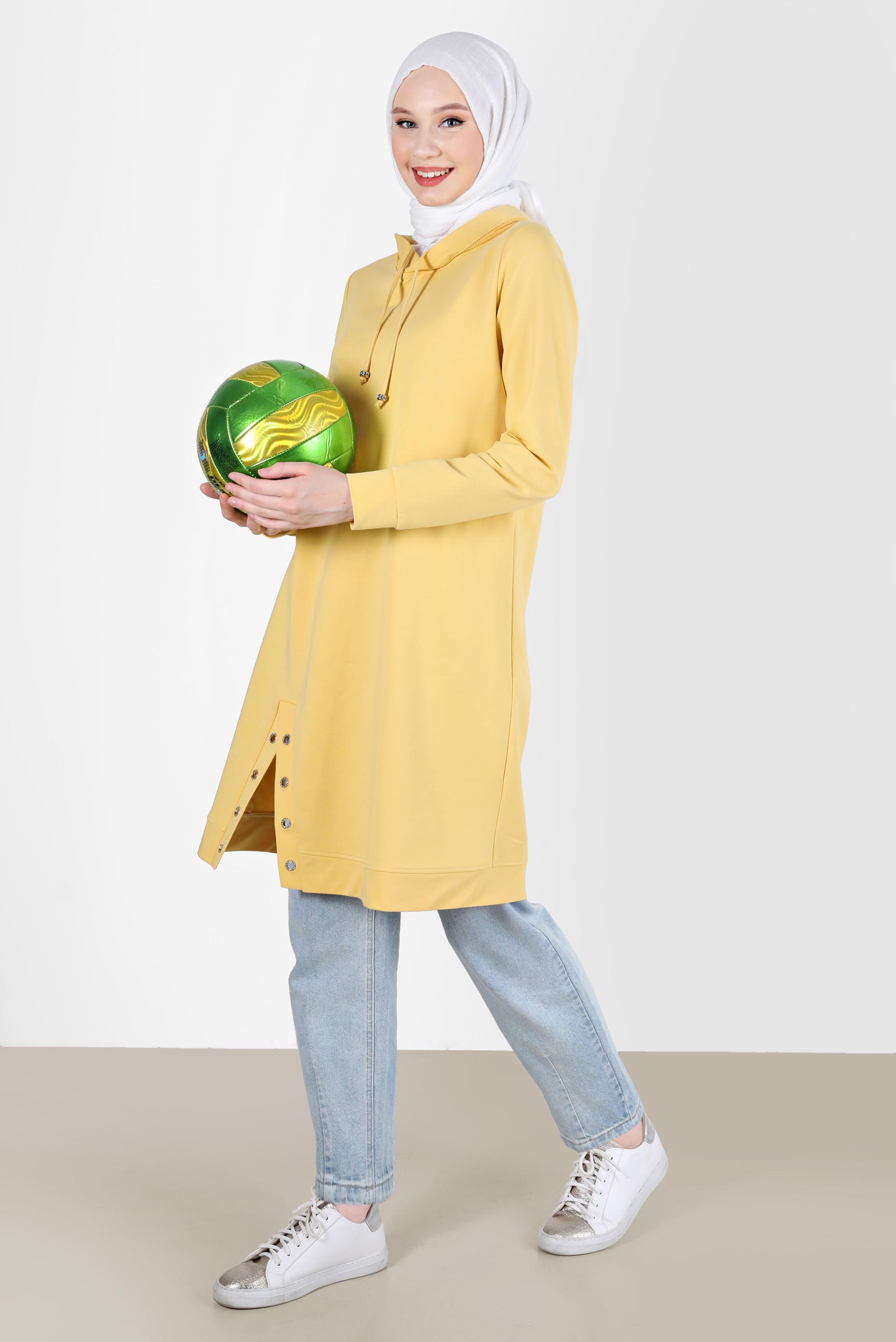 Tesettür giyim SARI KUŞGÖZÜ DETAYLI YIRTMAÇLI EŞOFMAN TUNİK 42573 