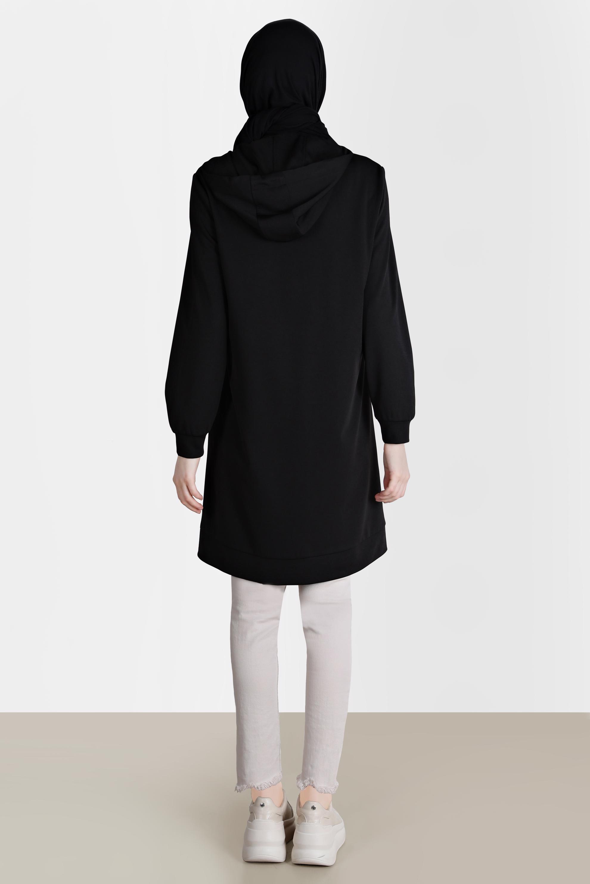 Tesettür giyim SİYAH TAŞ DETAYLI KAPÜŞONLU EŞOFMAN TUNİK 42574 