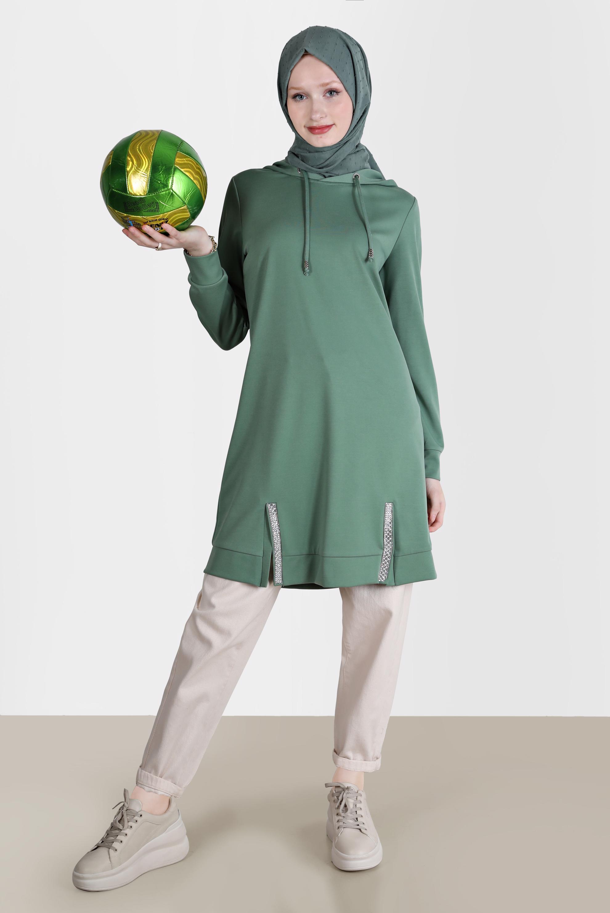 Tesettür giyim YEŞİL TAŞ DETAYLI KAPÜŞONLU EŞOFMAN TUNİK 42574 