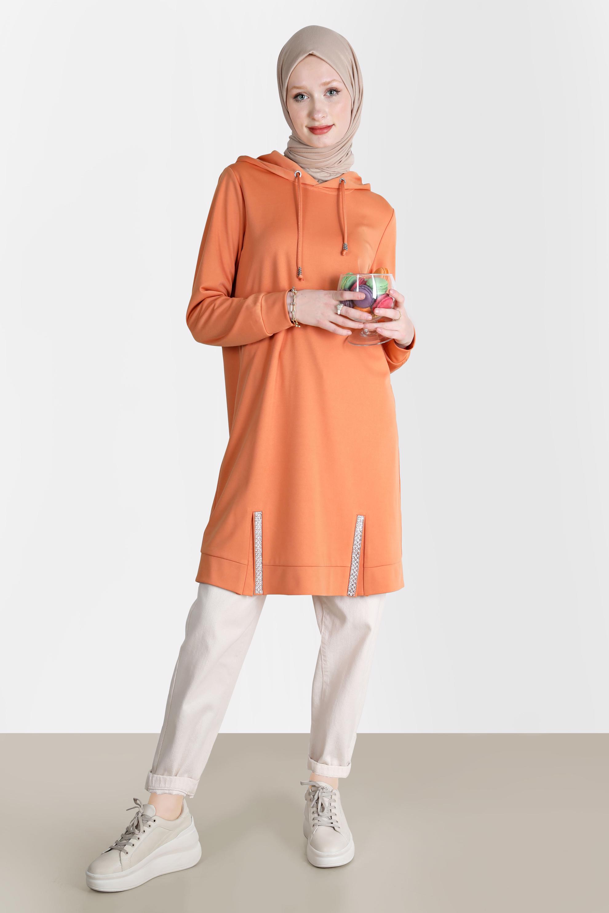 Tesettür giyim TURUNCU TAŞ DETAYLI KAPÜŞONLU EŞOFMAN TUNİK 42574 