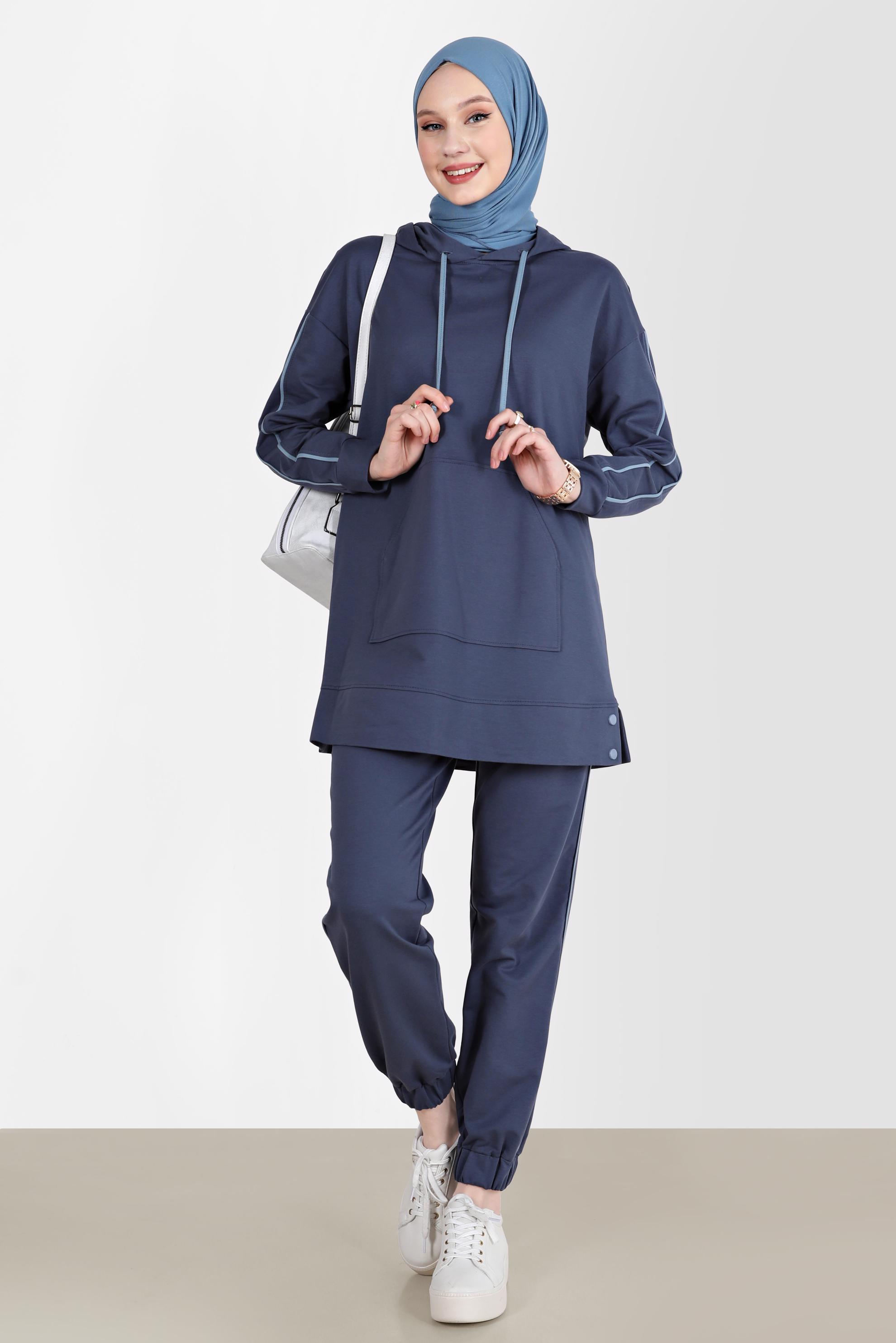 Vêtements hijab BLEU MARINE ENSEMBLE SURVÊTEMENT 2 PIÈCES À CAPUCHE RAYÉ AVEC PANTALON 42594