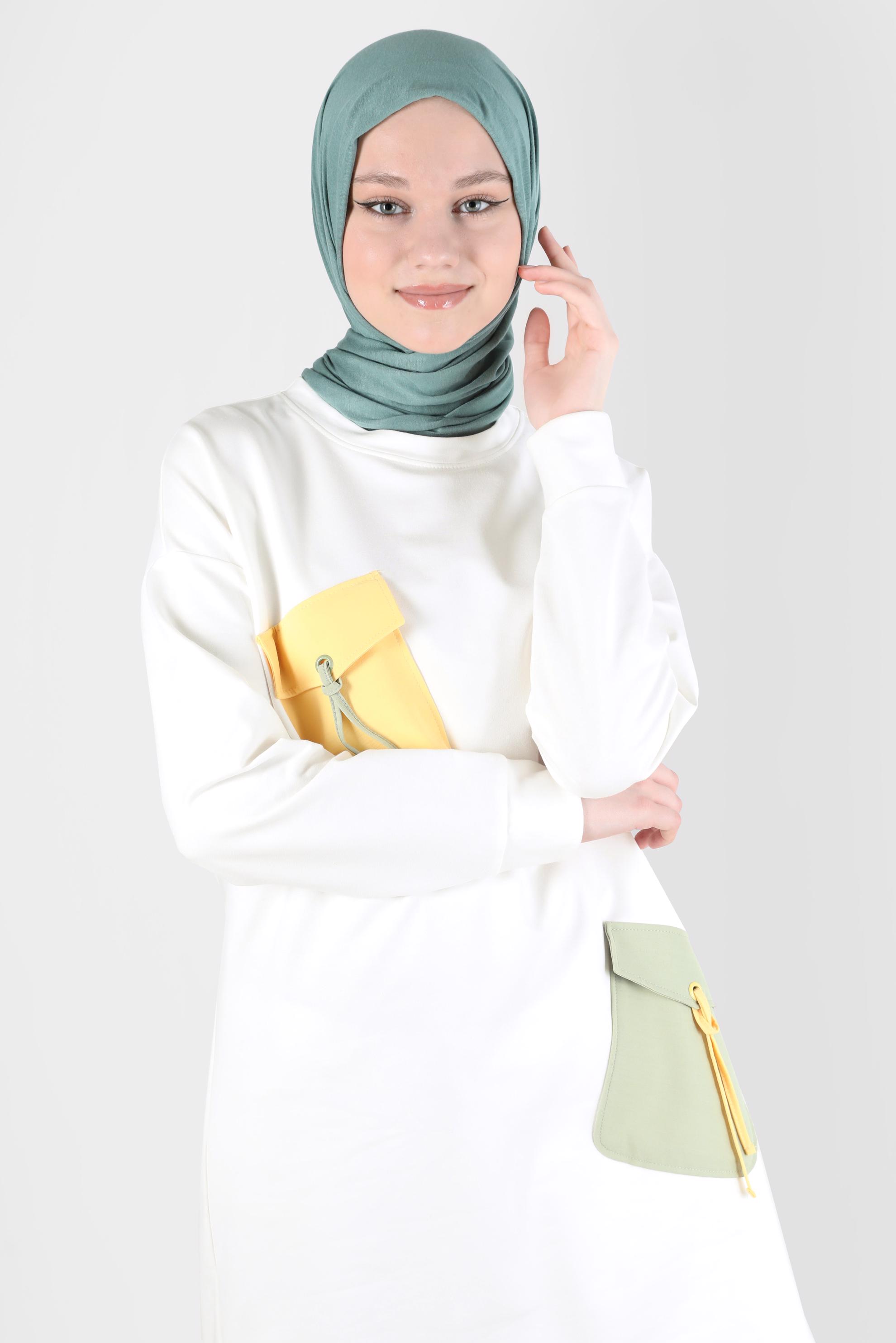 Tesettür giyim BEYAZ BAĞCIKLI CEP DETAYLI EŞOFMAN TUNİK 42596 