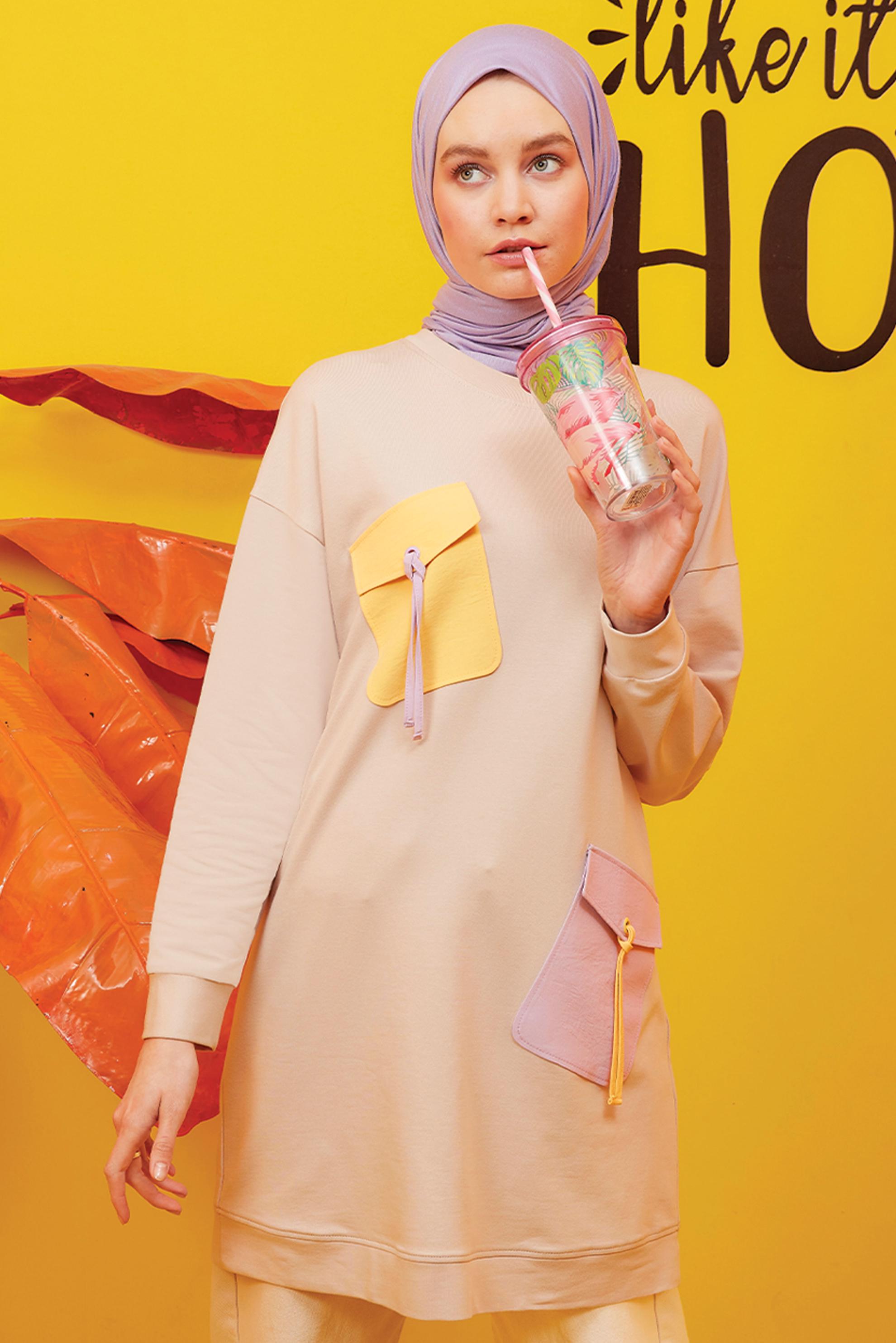 Tesettür giyim BEJ BAĞCIKLI CEP DETAYLI EŞOFMAN TUNİK 42596 