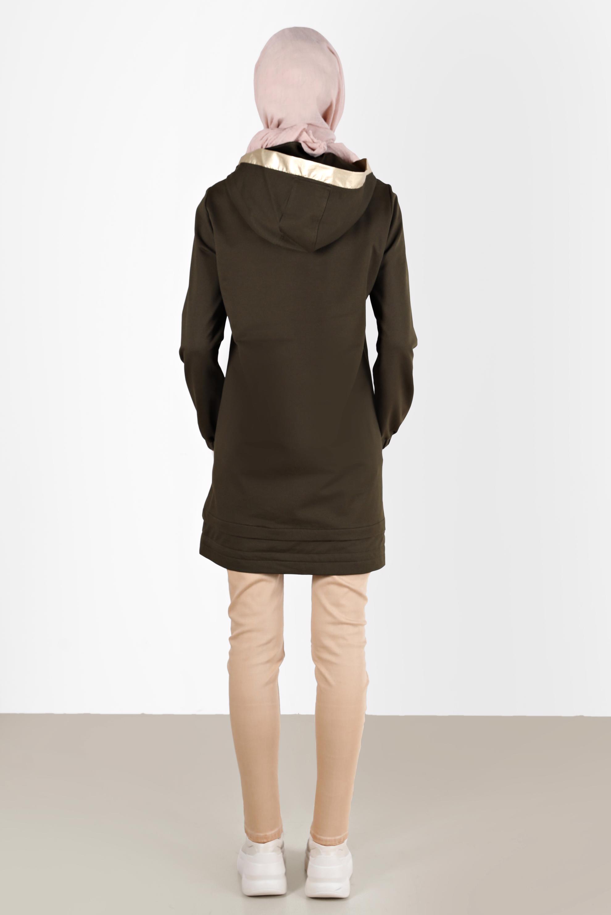 Tesettür giyim HAKİ PARLAK DERİ DETAYLI KAPÜŞONLU EŞOFMAN TUNİK 42600 