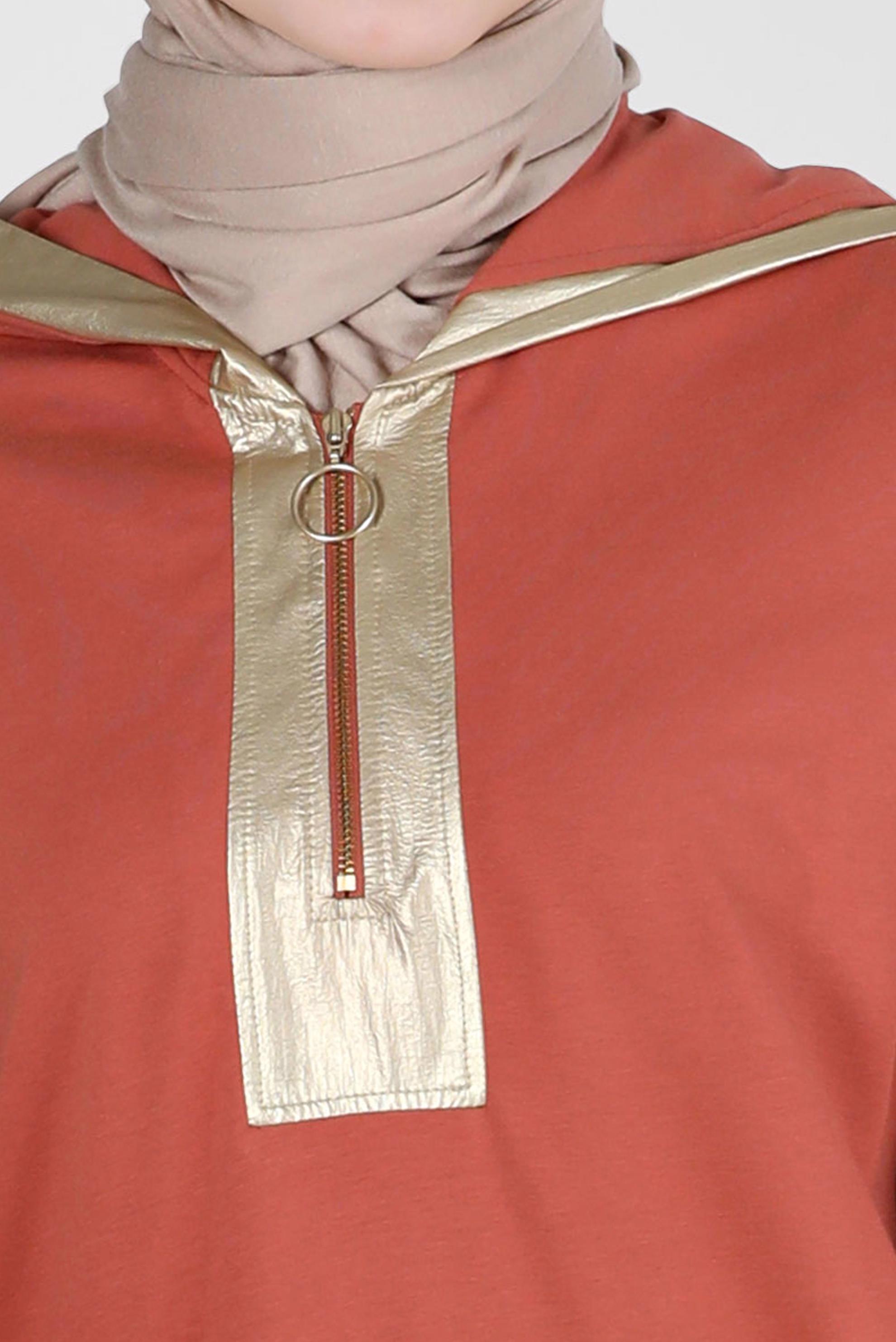 Tesettür giyim TURUNCU PARLAK DERİ DETAYLI KAPÜŞONLU EŞOFMAN TUNİK 42600 