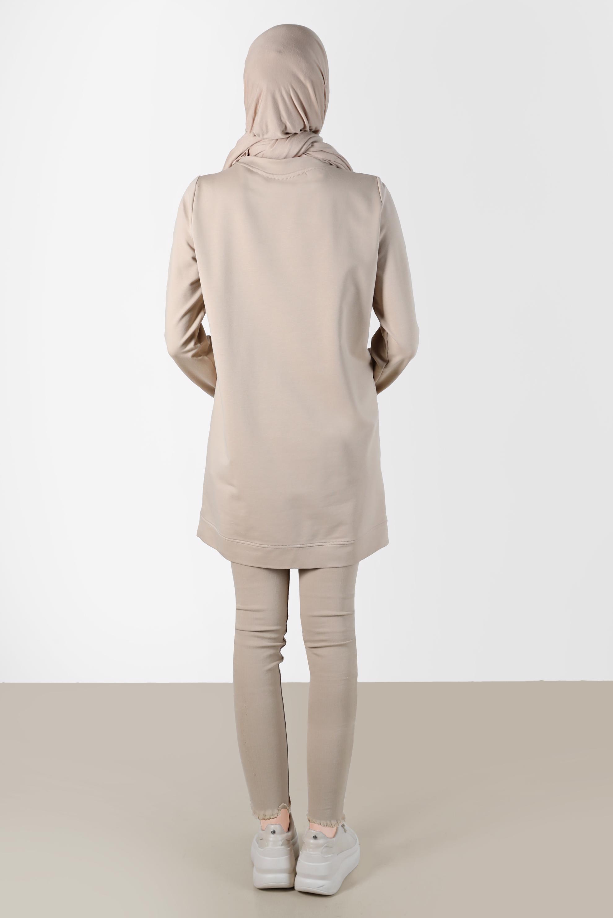 Tesettür giyim BEJ BASKI DETAYLI RİBANALI EŞOFMAN TUNİK 42650 