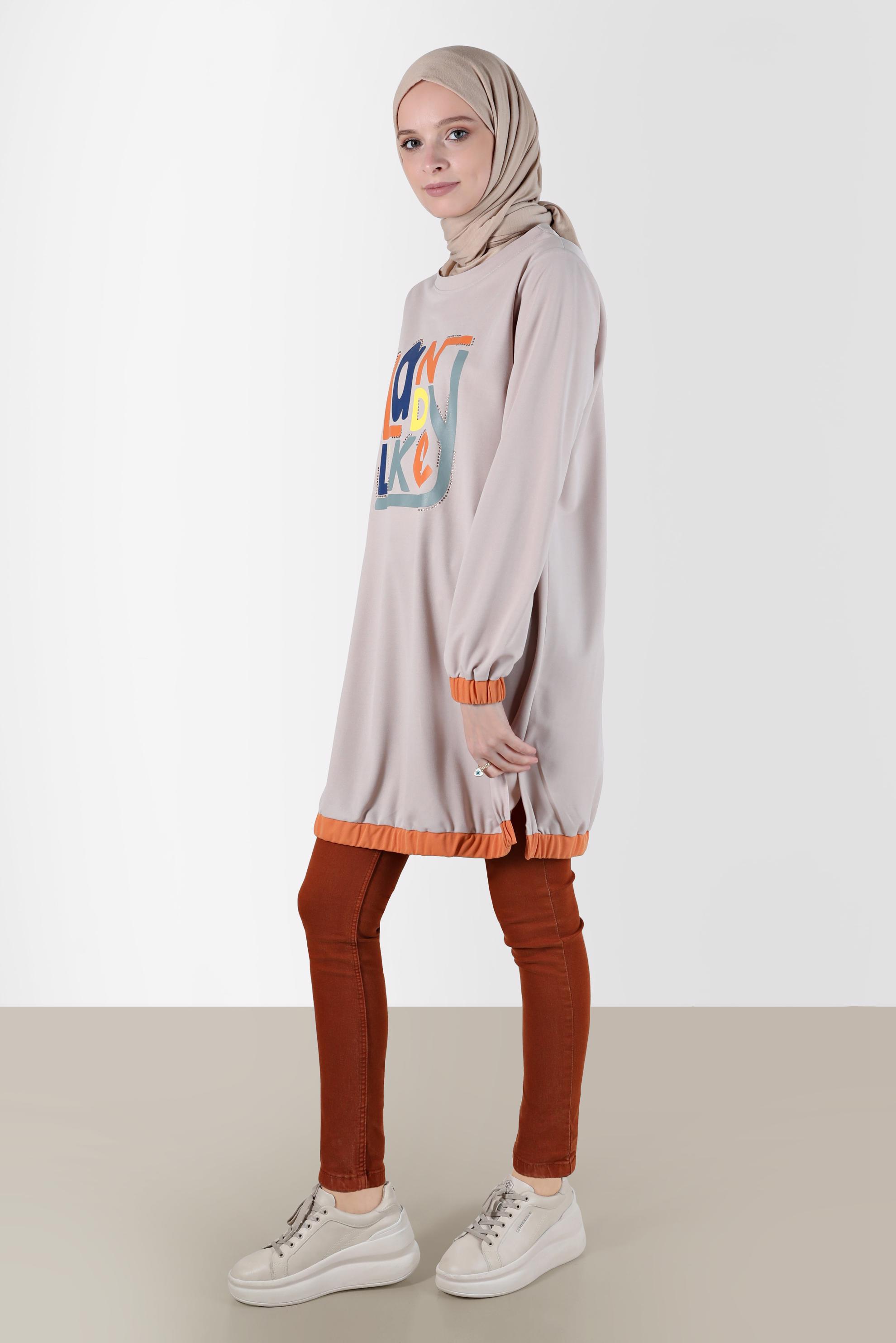 Tesettür giyim BEJ BASKI DETAYLI EŞOFMAN TUNİK 42653