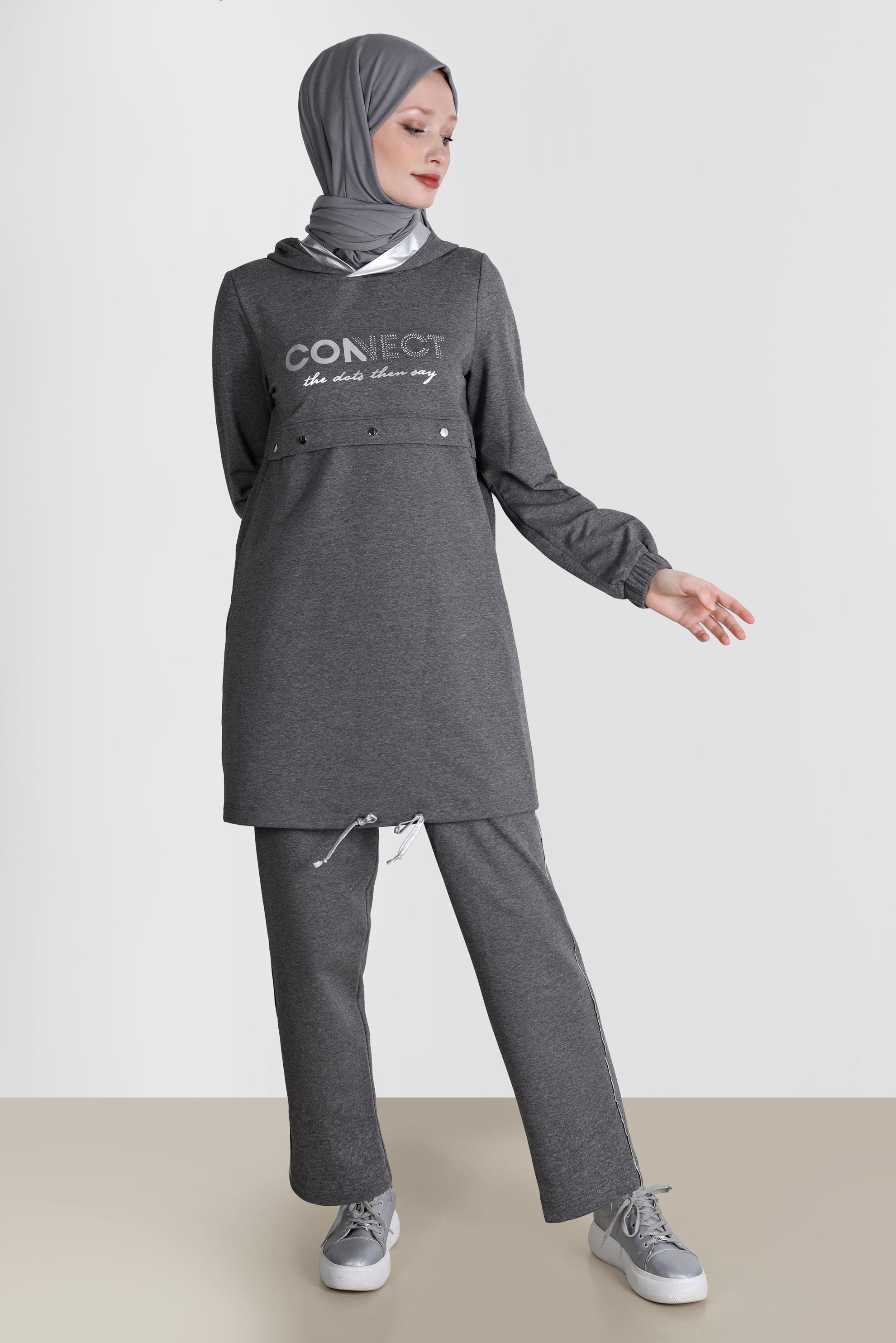 Tesettür giyim GRİ YAZI BASKILI KAPÜŞONLU İKİLİ PANT. EŞOFMAN TAKIMI 42654