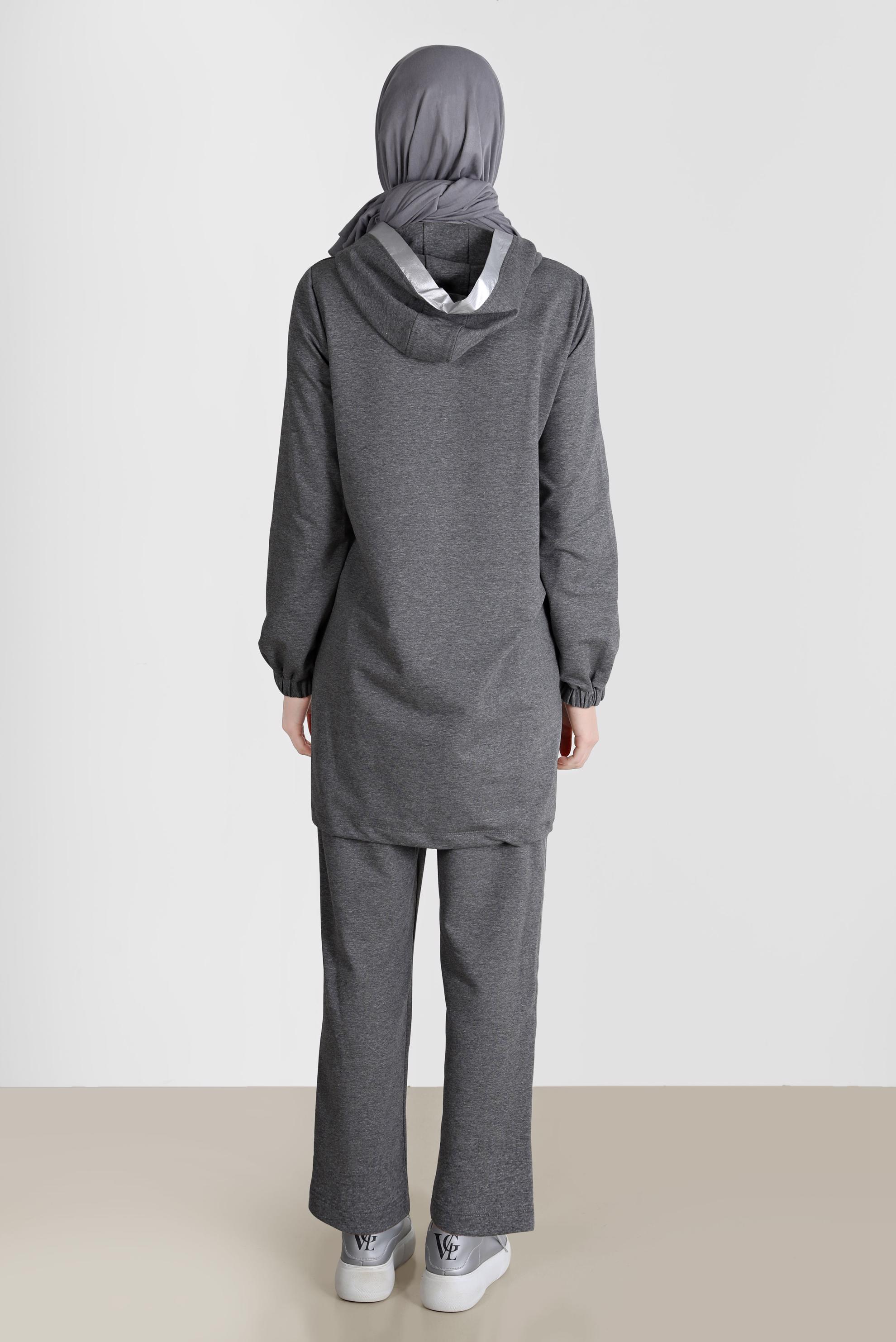 Tesettür giyim GRİ YAZI BASKILI KAPÜŞONLU İKİLİ PANT. EŞOFMAN TAKIMI 42654