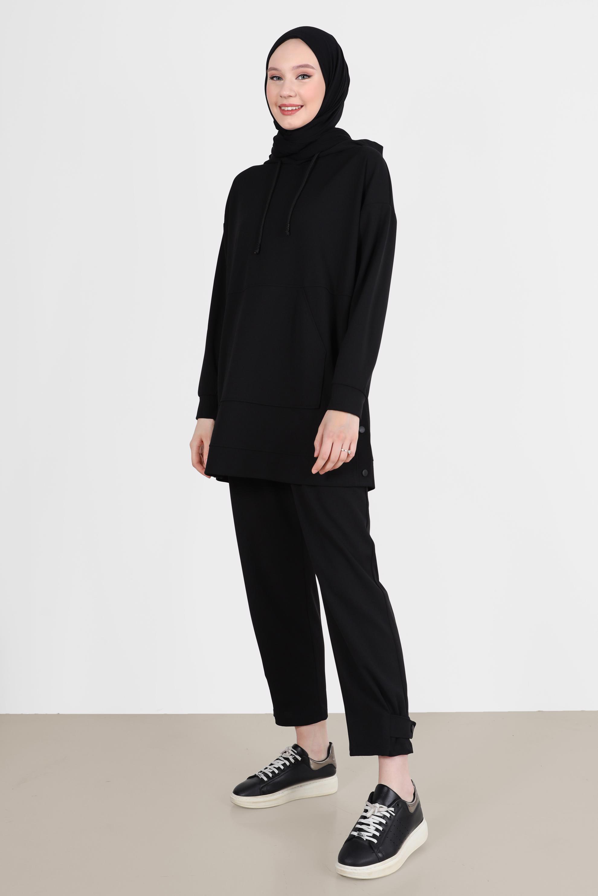 Tesettür giyim SİYAH ÇITÇIT DETAYLI KAPÜŞONLU İKİLİ PANT. EŞOFMAN TAKIMI 42676 