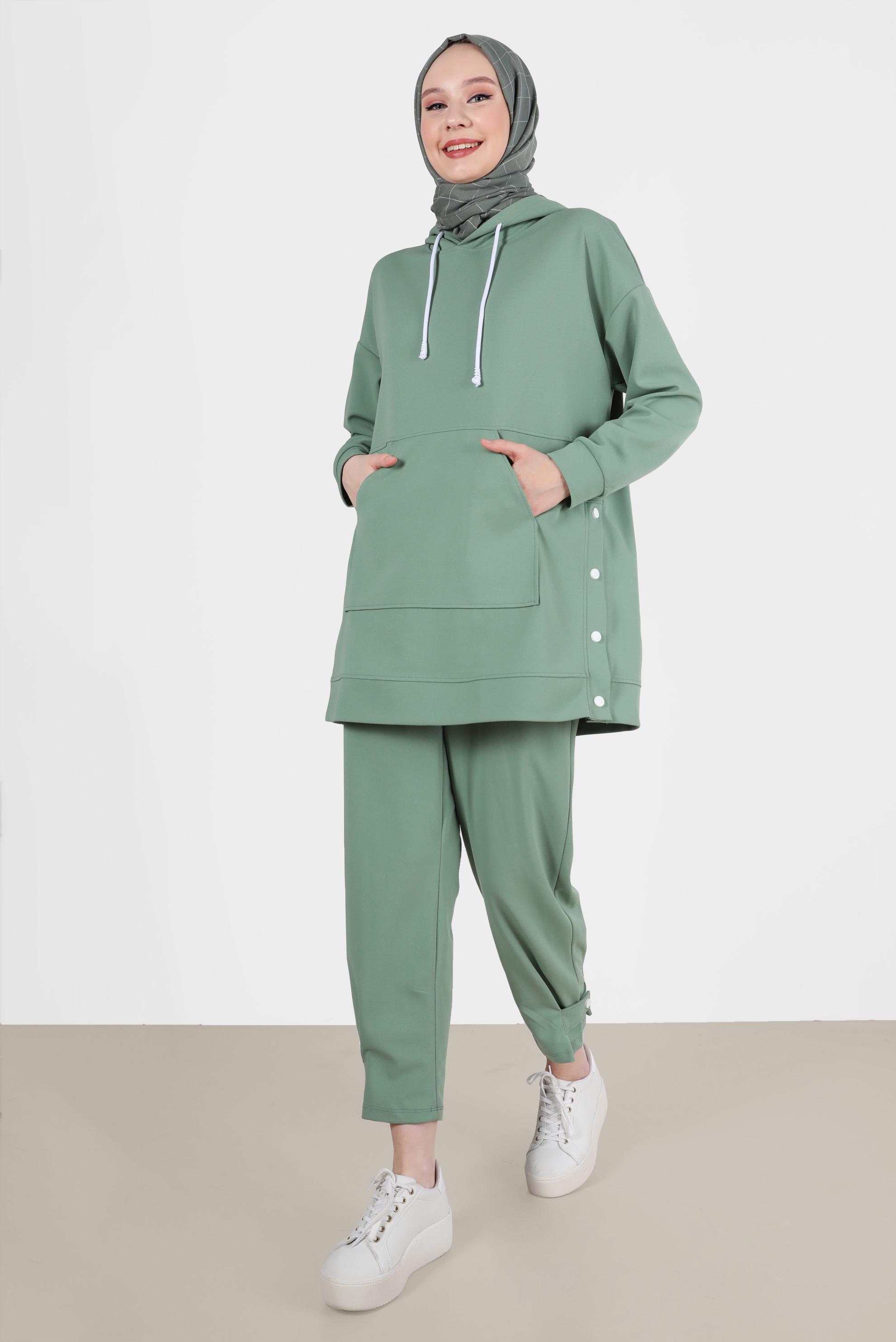 Tesettür giyim YEŞİL ÇITÇIT DETAYLI KAPÜŞONLU İKİLİ PANT. EŞOFMAN TAKIMI 42676 