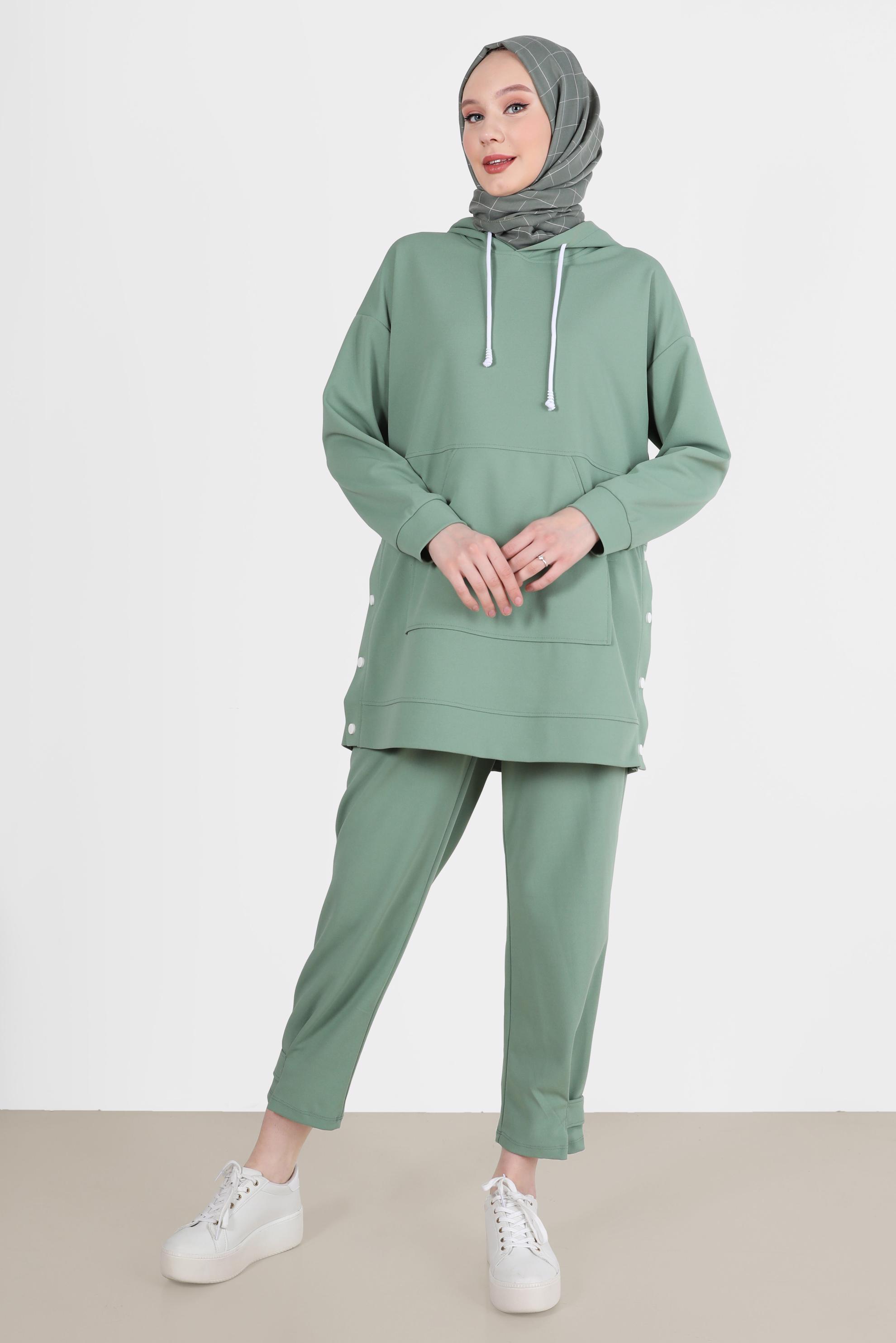 Tesettür giyim YEŞİL ÇITÇIT DETAYLI KAPÜŞONLU İKİLİ PANT. EŞOFMAN TAKIMI 42676 