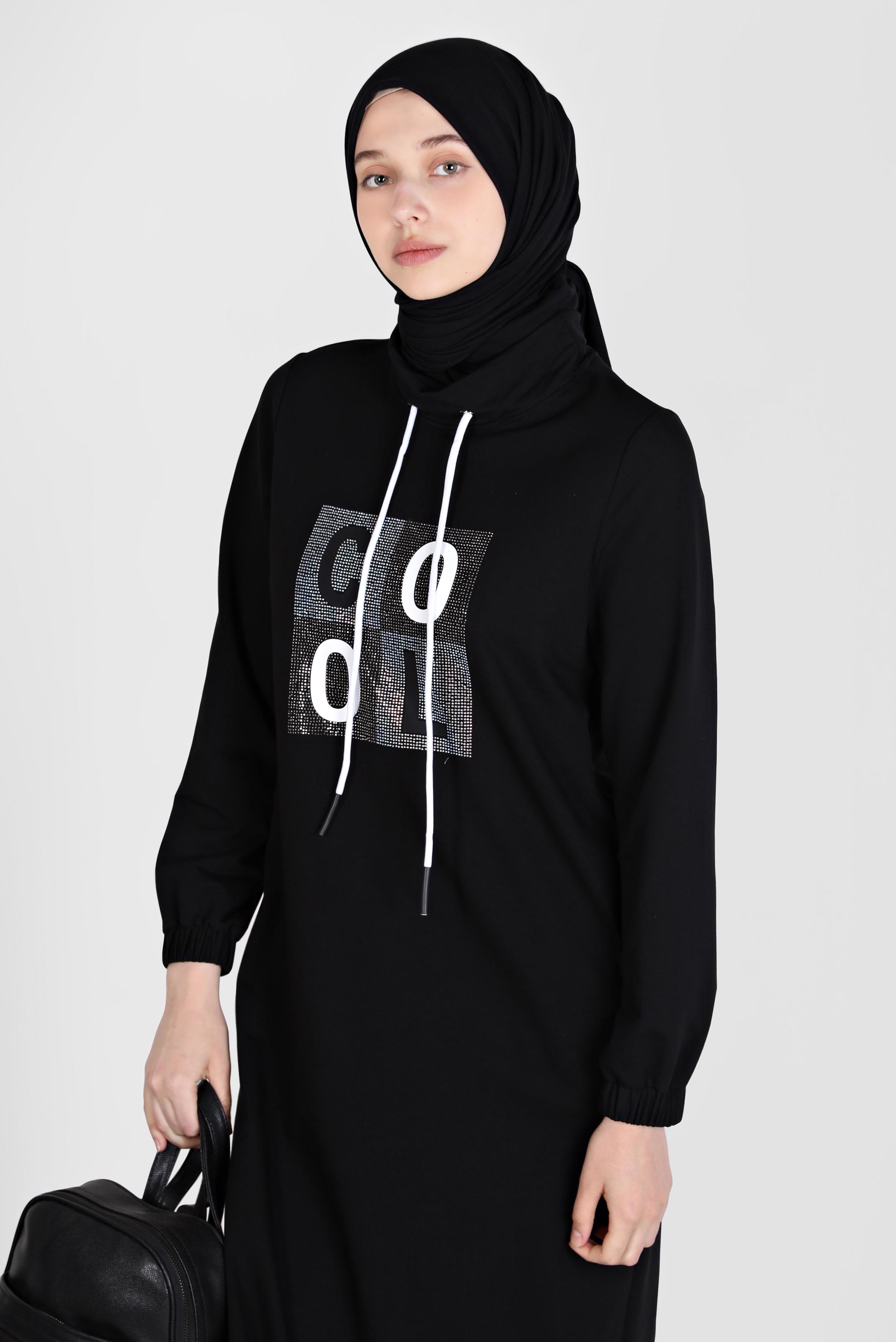 Tesettür giyim SİYAH TAŞ BASKILI EŞOFMAN ELBİSE 42678