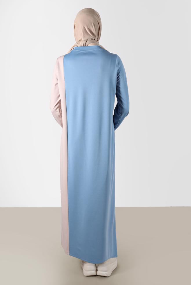 Tesettür giyim MAVİ YAZI DETAYLI İKİ RENKLİ EŞOFMAN ELBİSE 42679  - ALVİNA